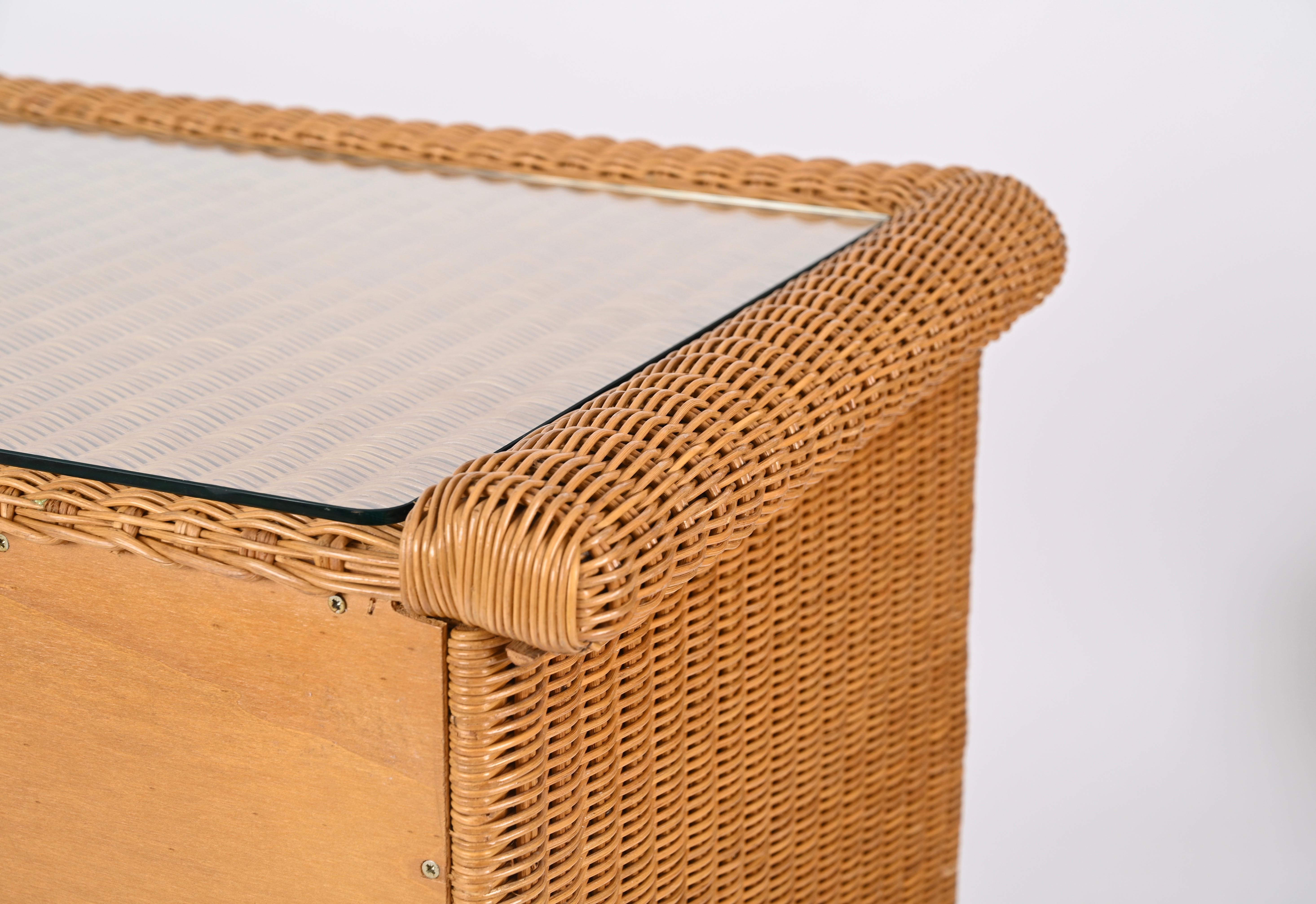 French Riviera Chest of Drawers in Woven Rattan by Vivai del Sud, Italy, 1970s For Sale 6