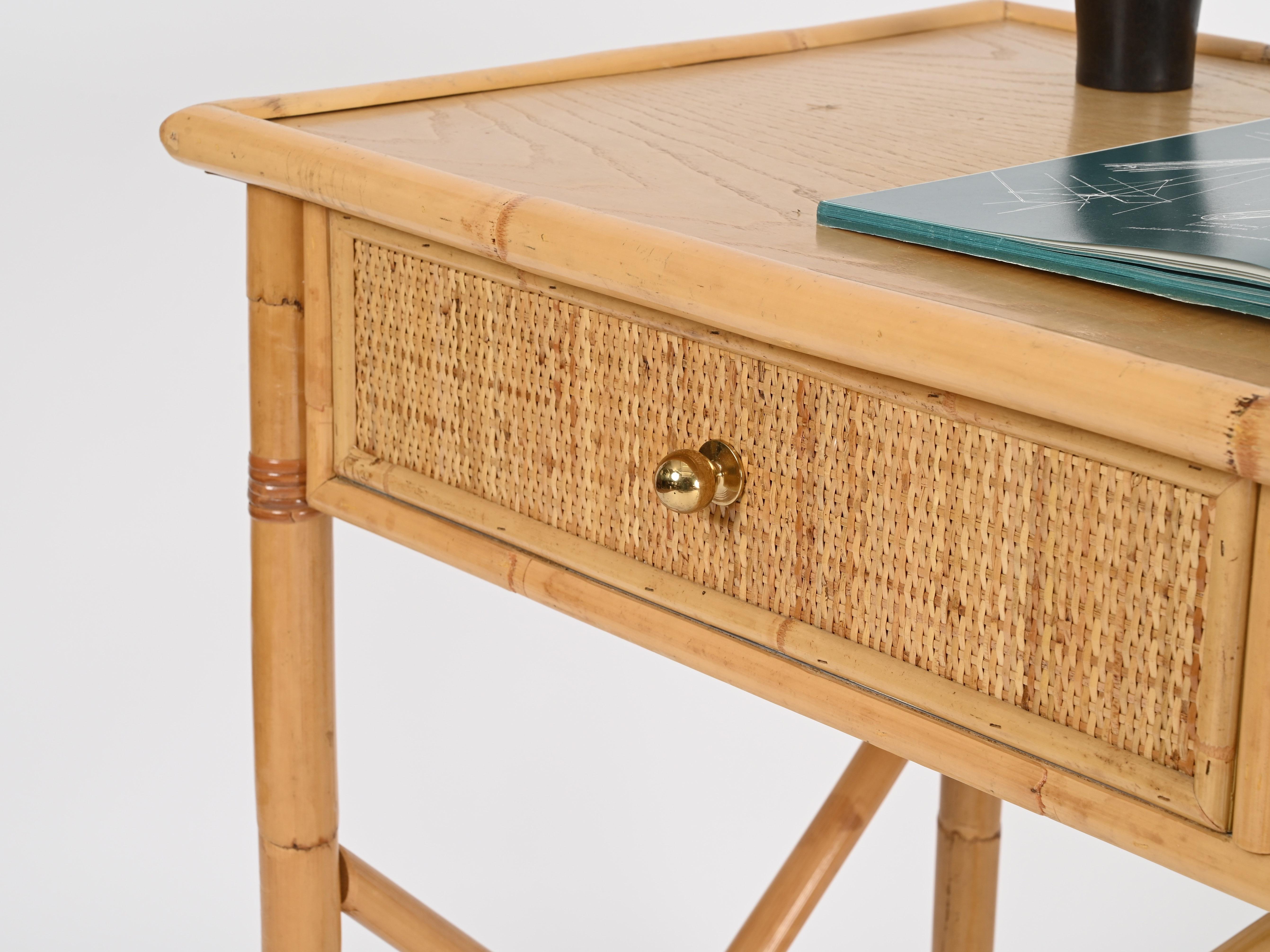 Scrivania Costa Azzurra con cassetti in rattan, Oak, vimini e ottone, Italia, anni '70 in vendita 2