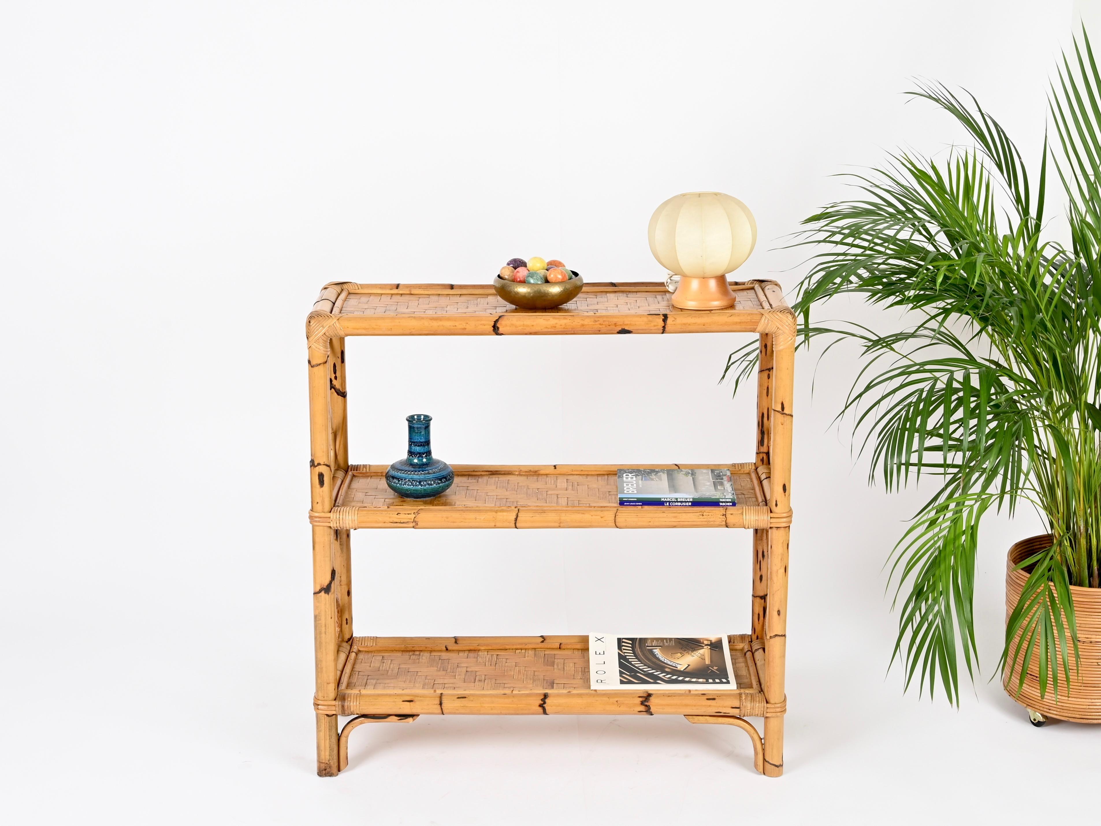 Hand-Crafted French Riviera Étagère or Console Table in Bamboo and Rattan, Italy, 1970s For Sale