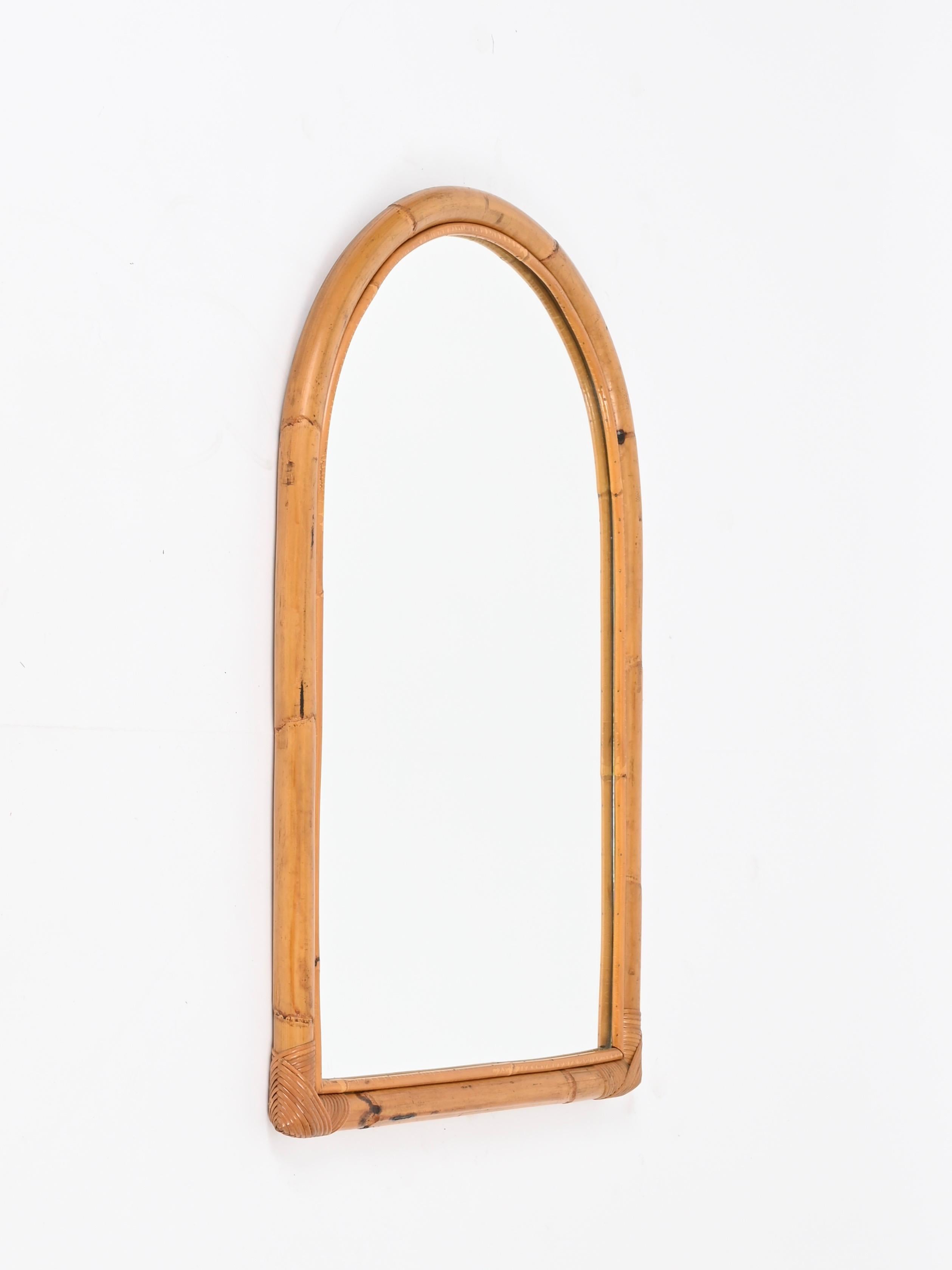 French Riviera Large Arch Mirror in Bamboo and Rattan, Italy, 1960s en vente 2