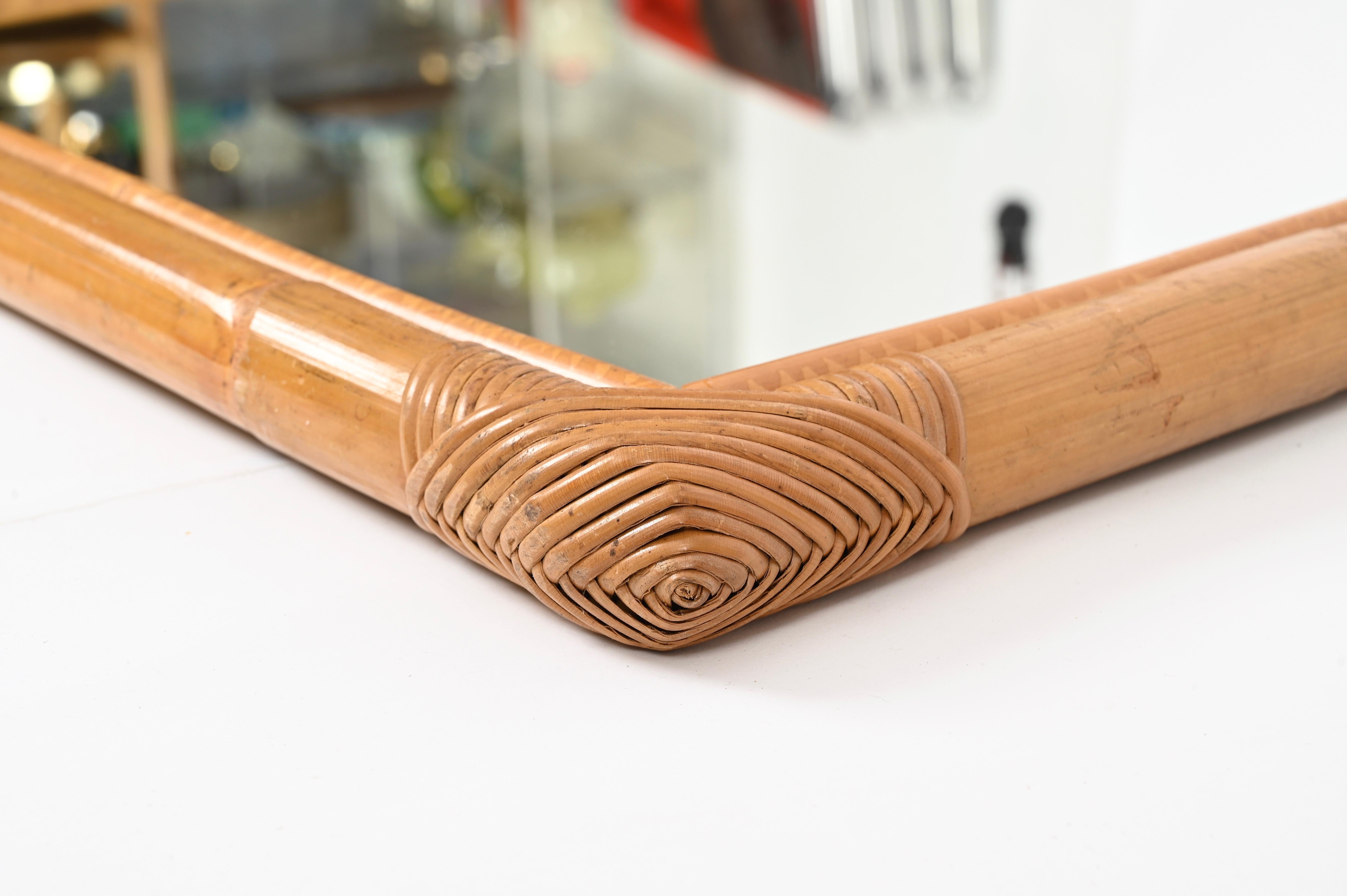 Fait main French Riviera Large Arch Mirror in Bamboo and Rattan, Italy, 1960s en vente