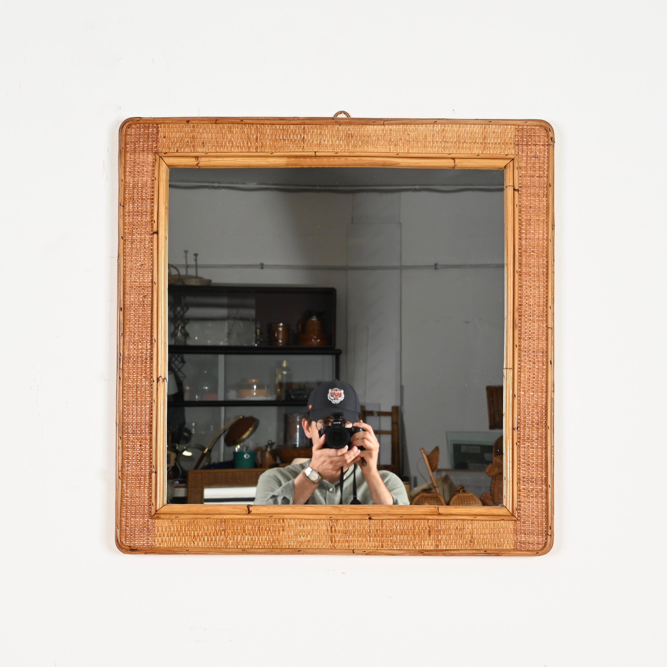 Mid-Century Modern Grand miroir carré de la Côte d'Azur en bambou et rotin tressé, Italie, 1970