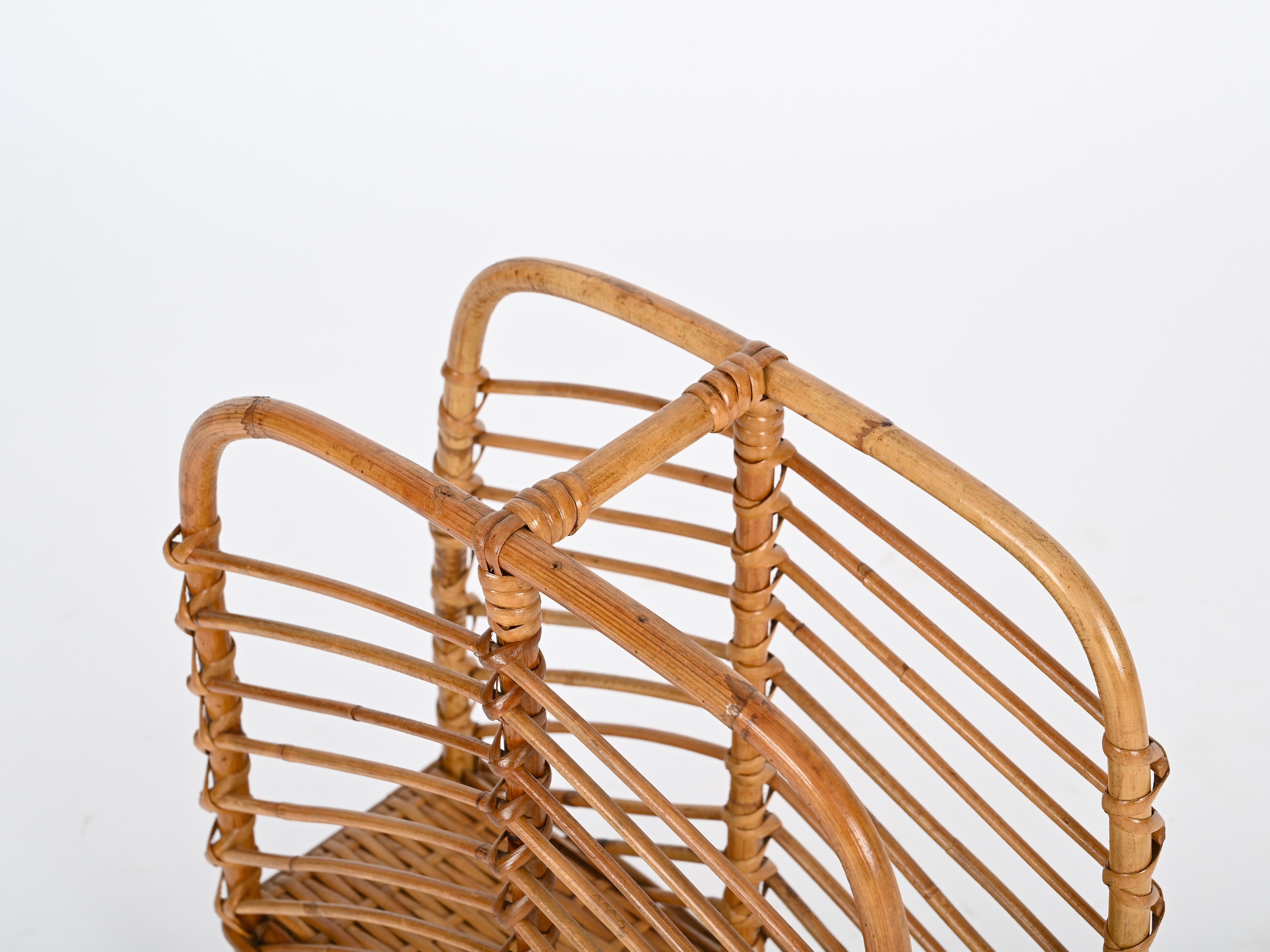 Metà XX secolo Costa Azzurra  Portariviste in bambù, rattan e vimini, Italia 1960 in vendita