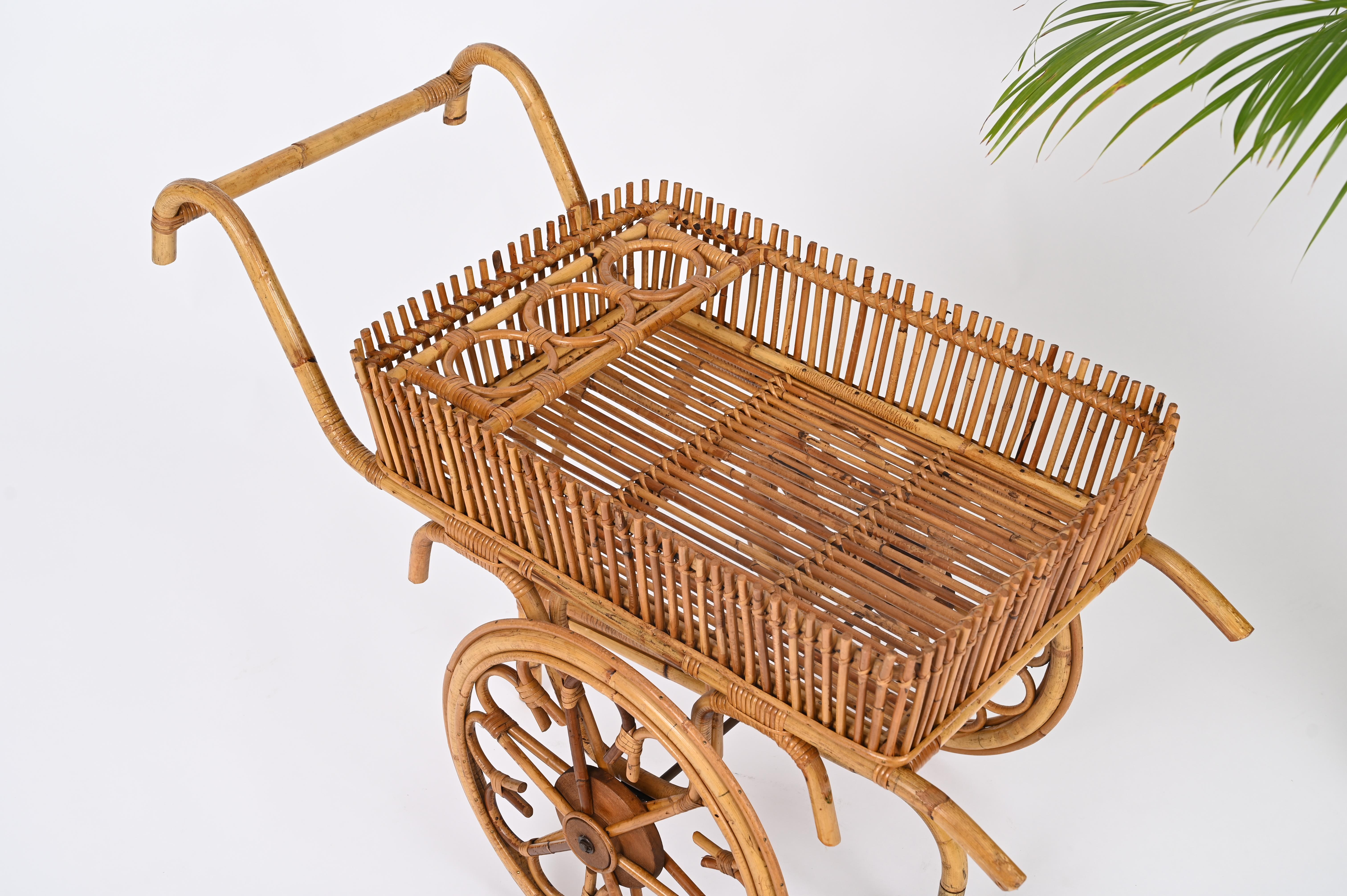 Italian French Riviera Mid-Century Bar Cart in Rattan, Bamboo and Wicker, Italy 1960s For Sale