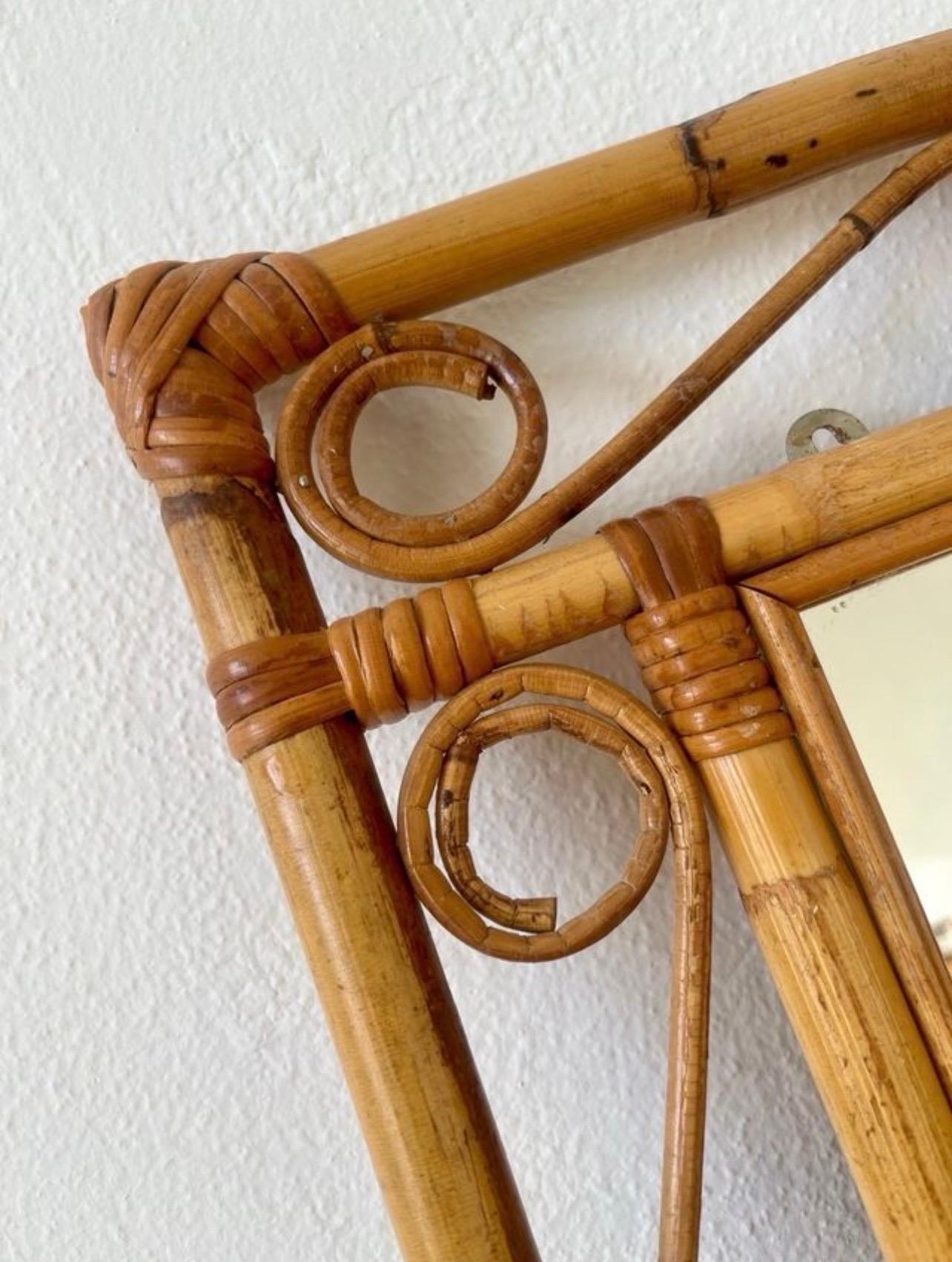 Espejo Riviera Francesa Bambú con Ratán original , años 60 Hecho a mano en venta