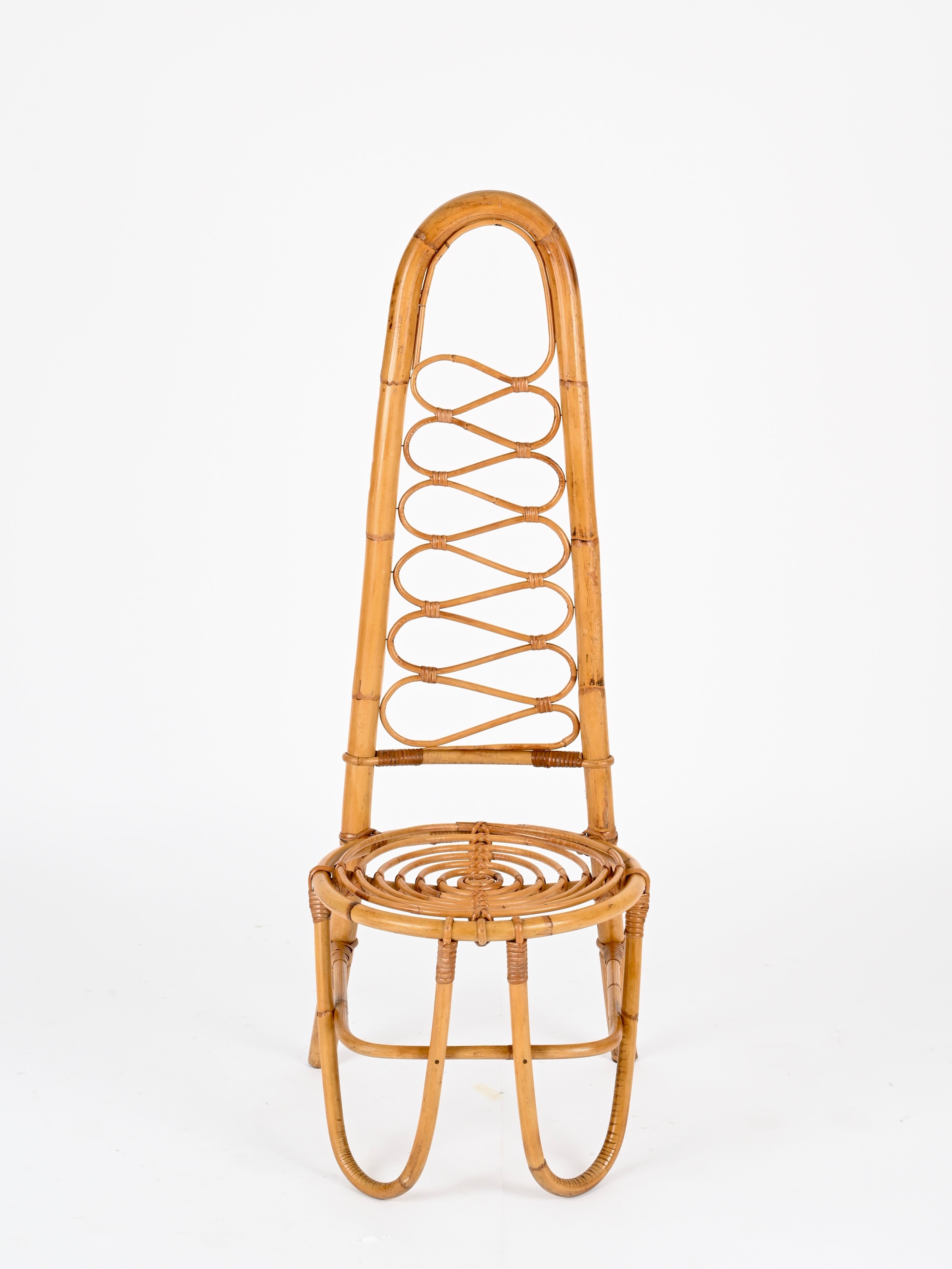 Paire de chaises à dossier haut en rotin et osier de la Côte d'Azur, Bonacina, Italie, 1960 en vente 2