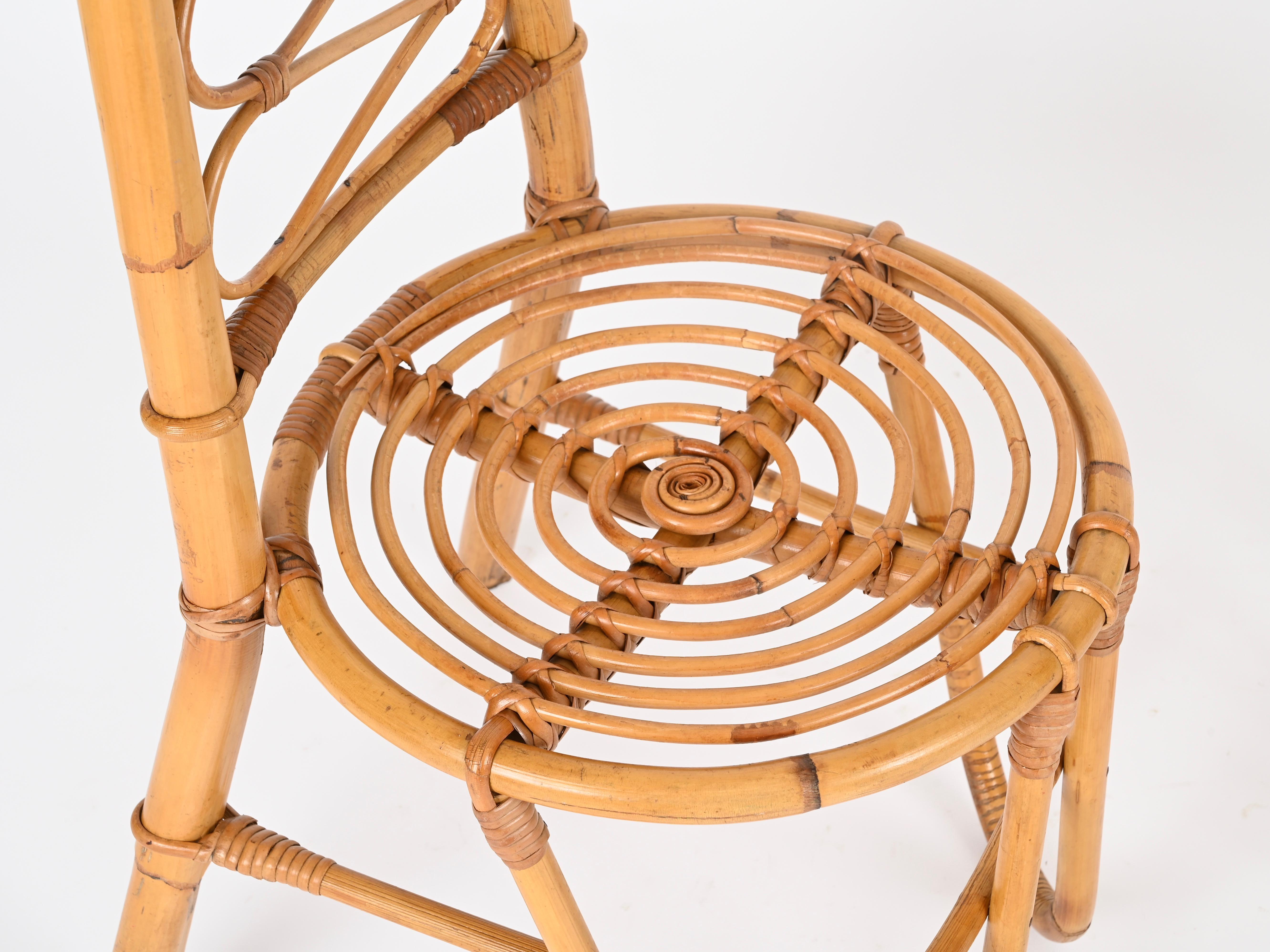 Mid-Century Modern Paire de chaises à dossier haut en rotin et osier de la Côte d'Azur, Bonacina, Italie, 1960 en vente