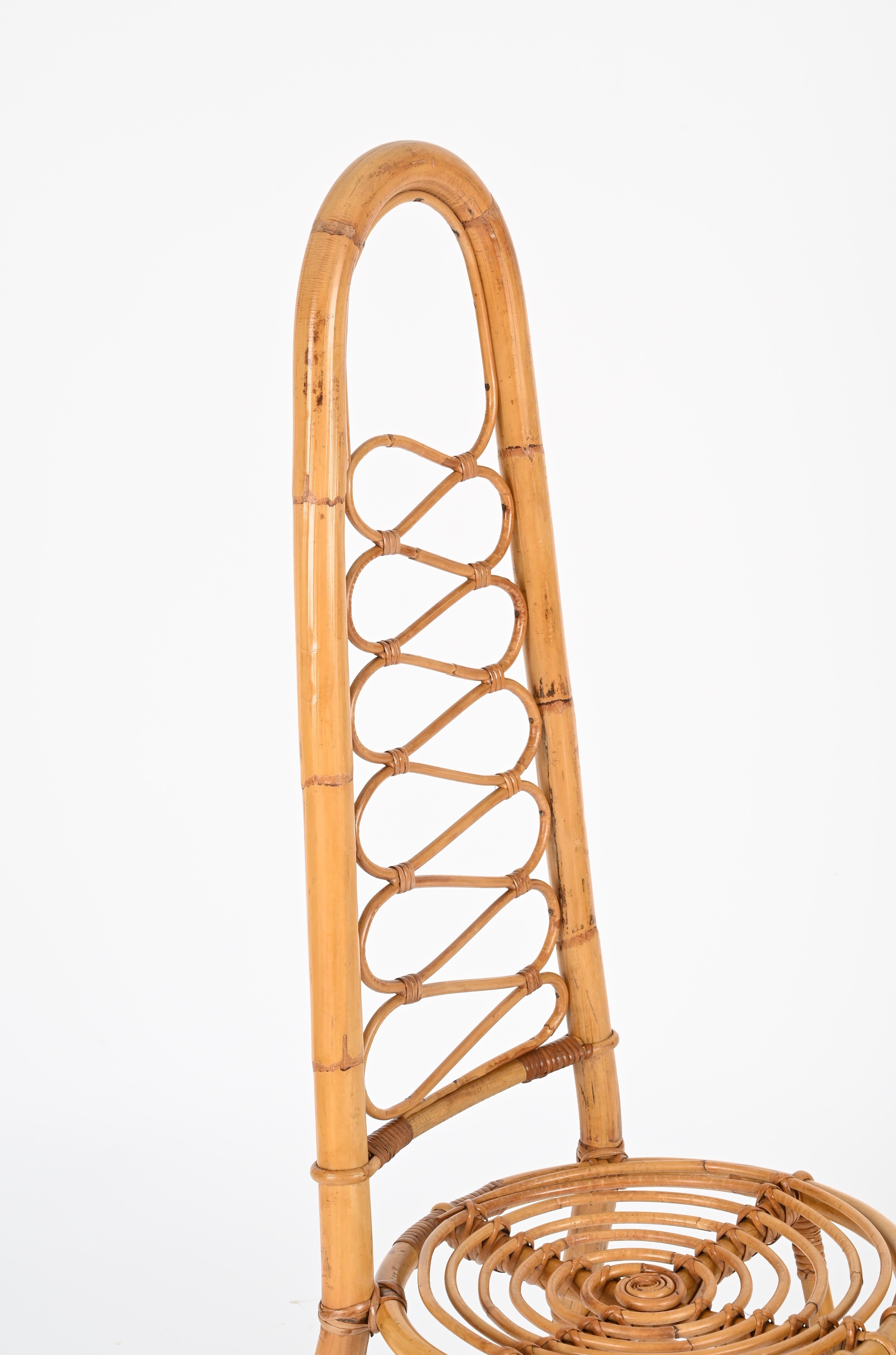 italien Paire de chaises à dossier haut en rotin et osier de la Côte d'Azur, Bonacina, Italie, 1960 en vente