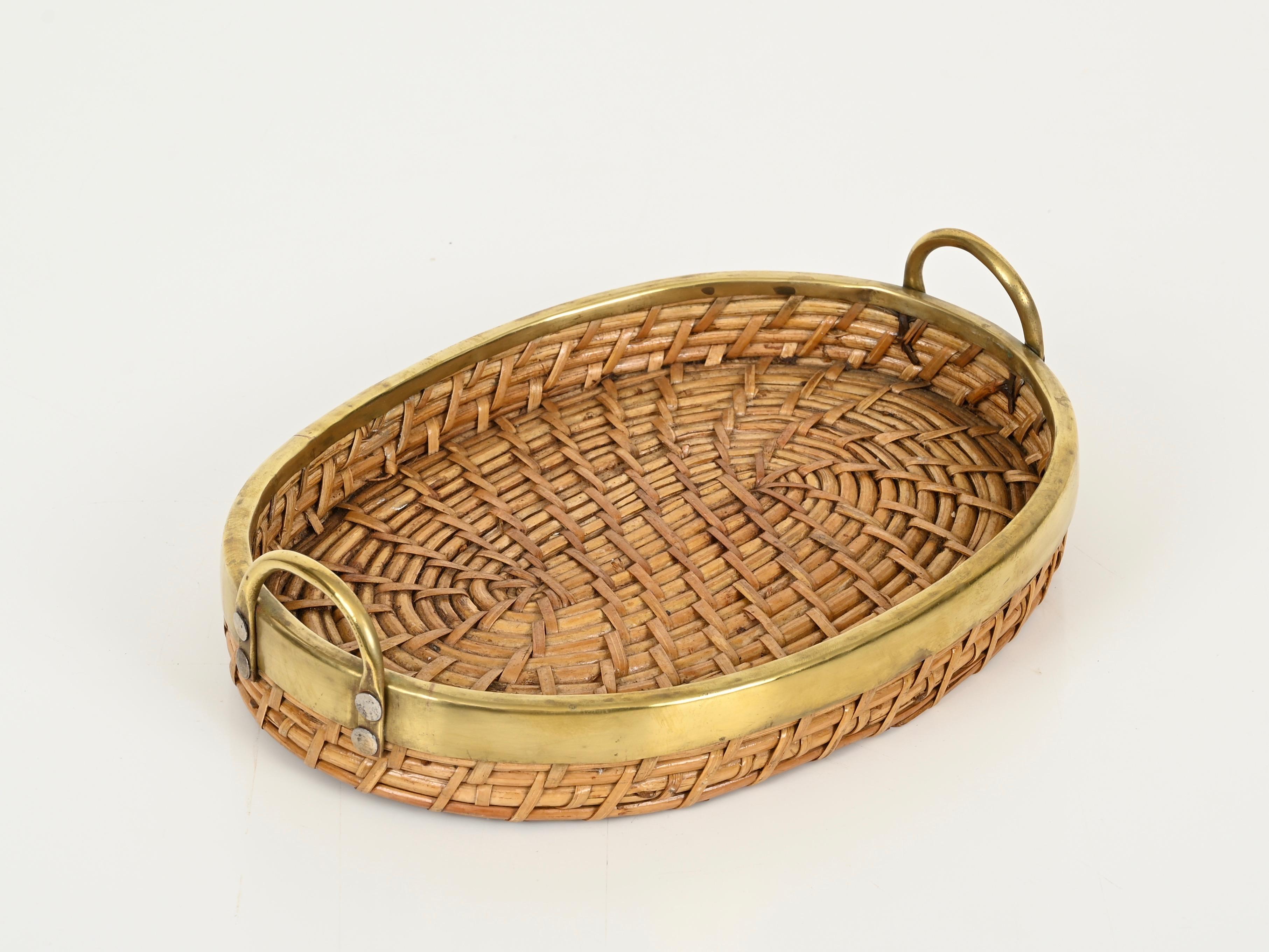 French Riviera Rattan and Brass Vide-Poche or Centerpiece Tray, Italy 1970s 3