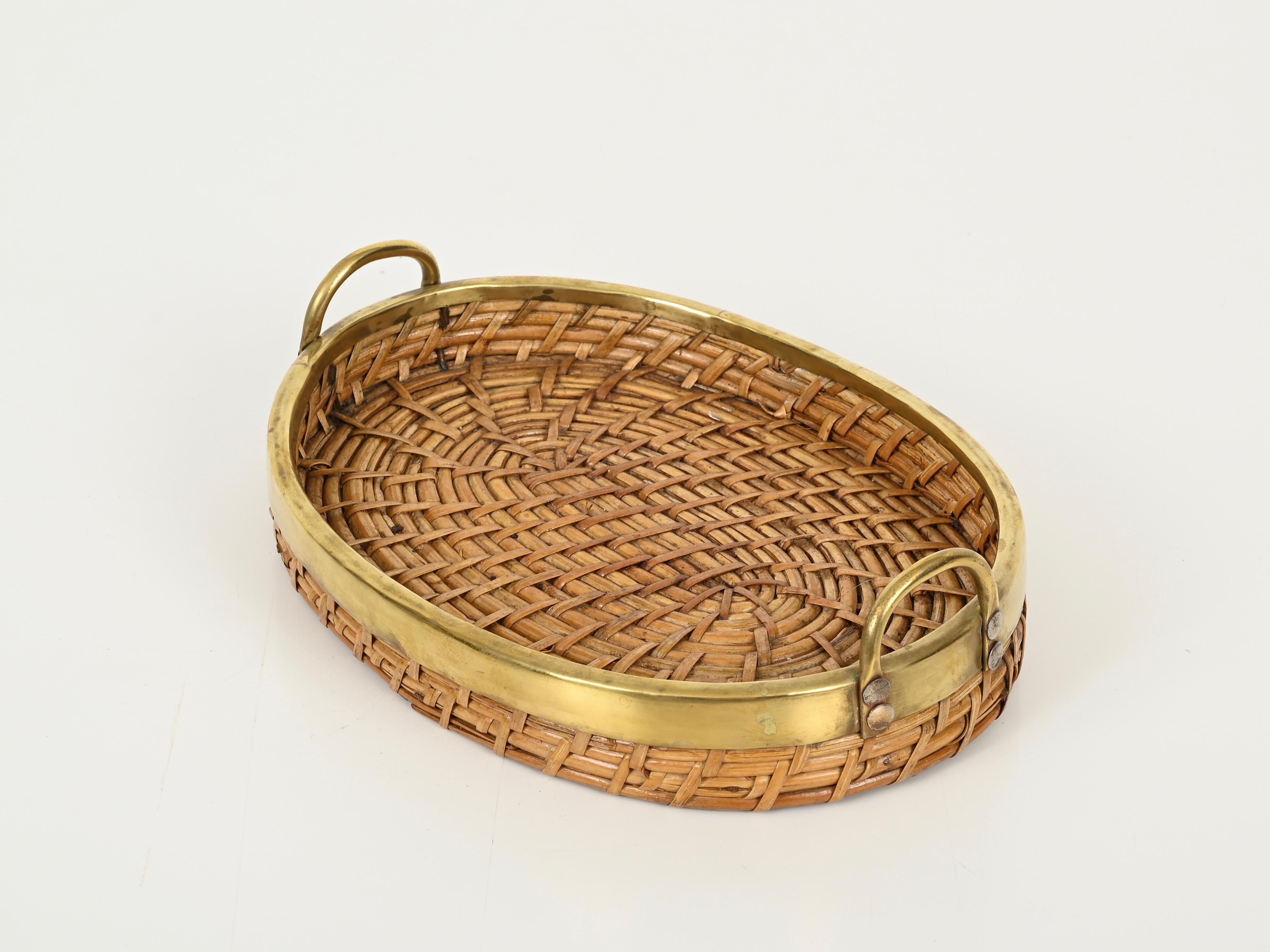 French Riviera Rattan and Brass Vide-Poche or Centerpiece Tray, Italy 1970s 4