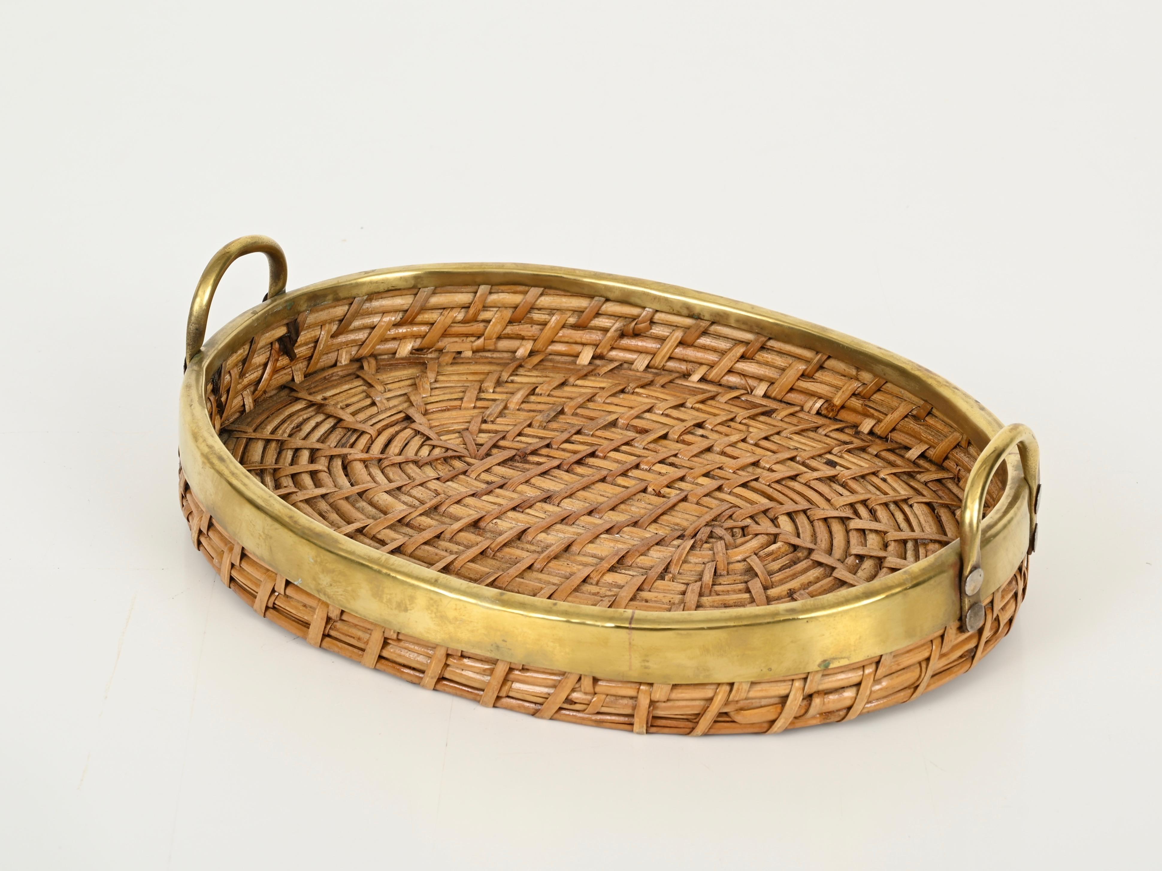 Hand-Crafted French Riviera Rattan and Brass Vide-Poche or Centerpiece Tray, Italy 1970s