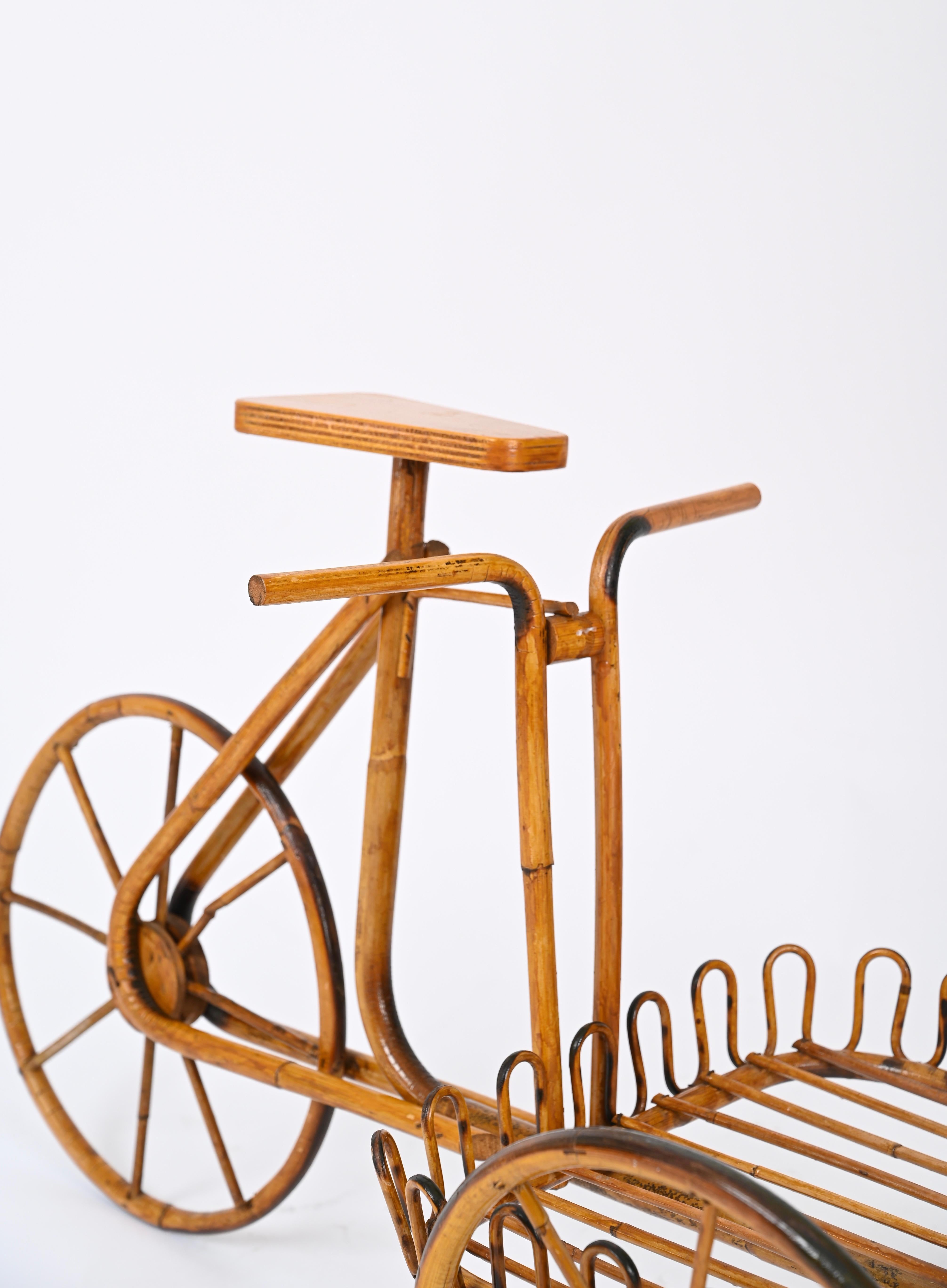 French Riviera Rattan Bicycle Shaped Magazine Rack or Plant Holder, Italy 1960s For Sale 2