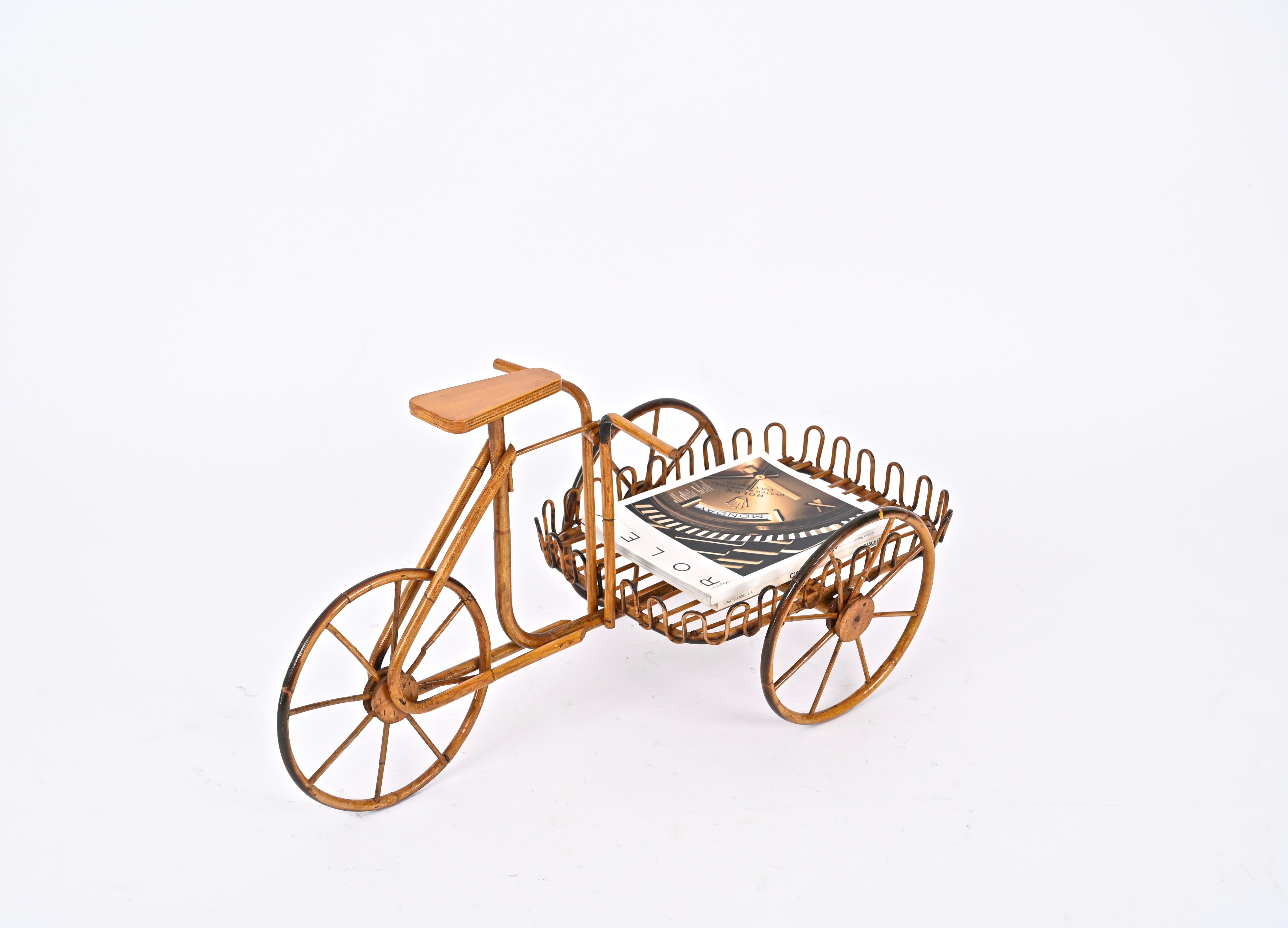 French Riviera Rattan Bicycle Shaped Magazine Rack or Plant Holder, Italy 1960s For Sale 5