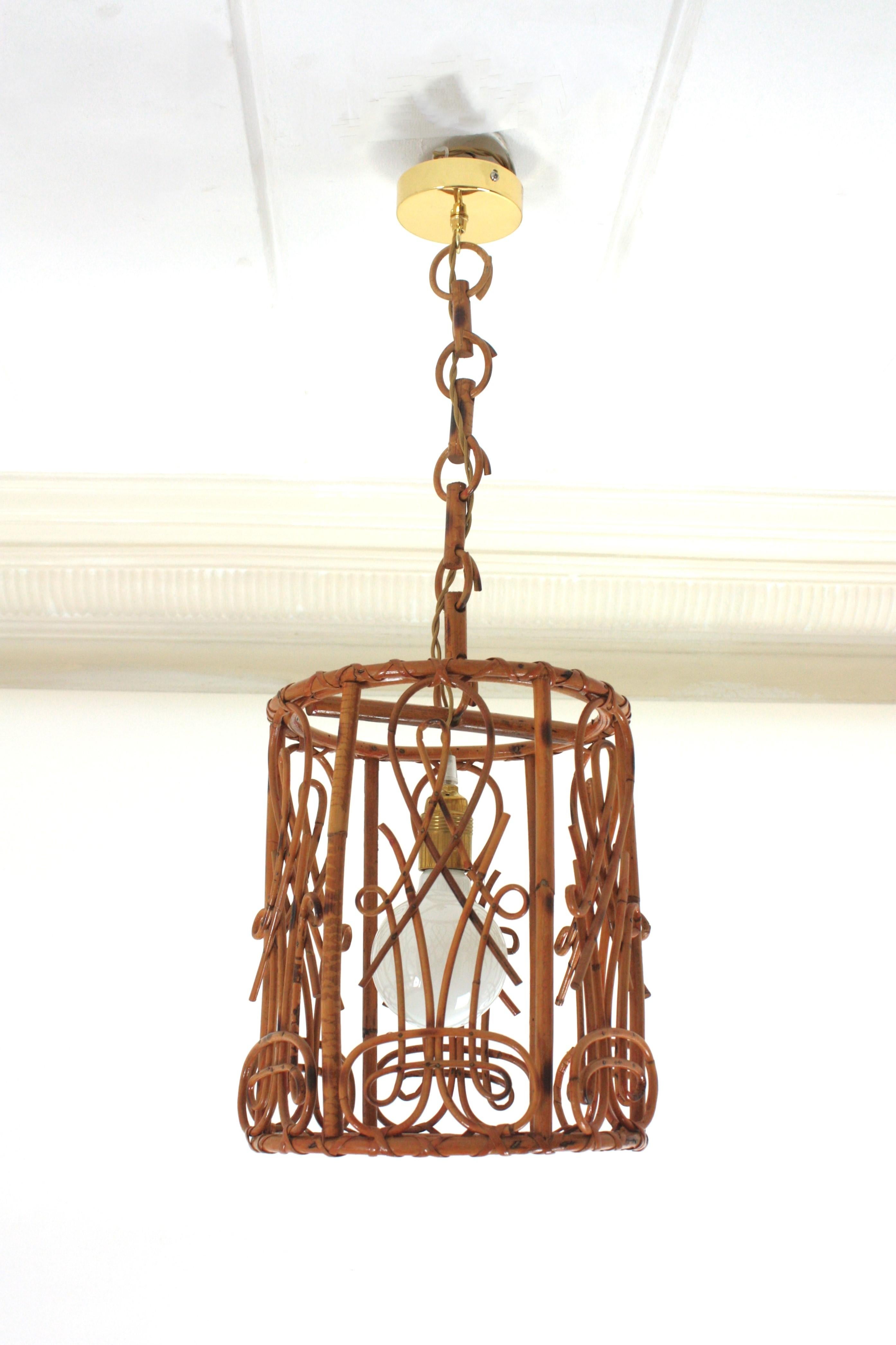 Lampada a sospensione a cilindro da soffitto in rattan della Costa Azzurra, anni '60 in vendita 10