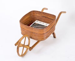 Brouette en rotin de la Côte d'Azur Porte-revues ou porte-plantes, Italie, années 1960