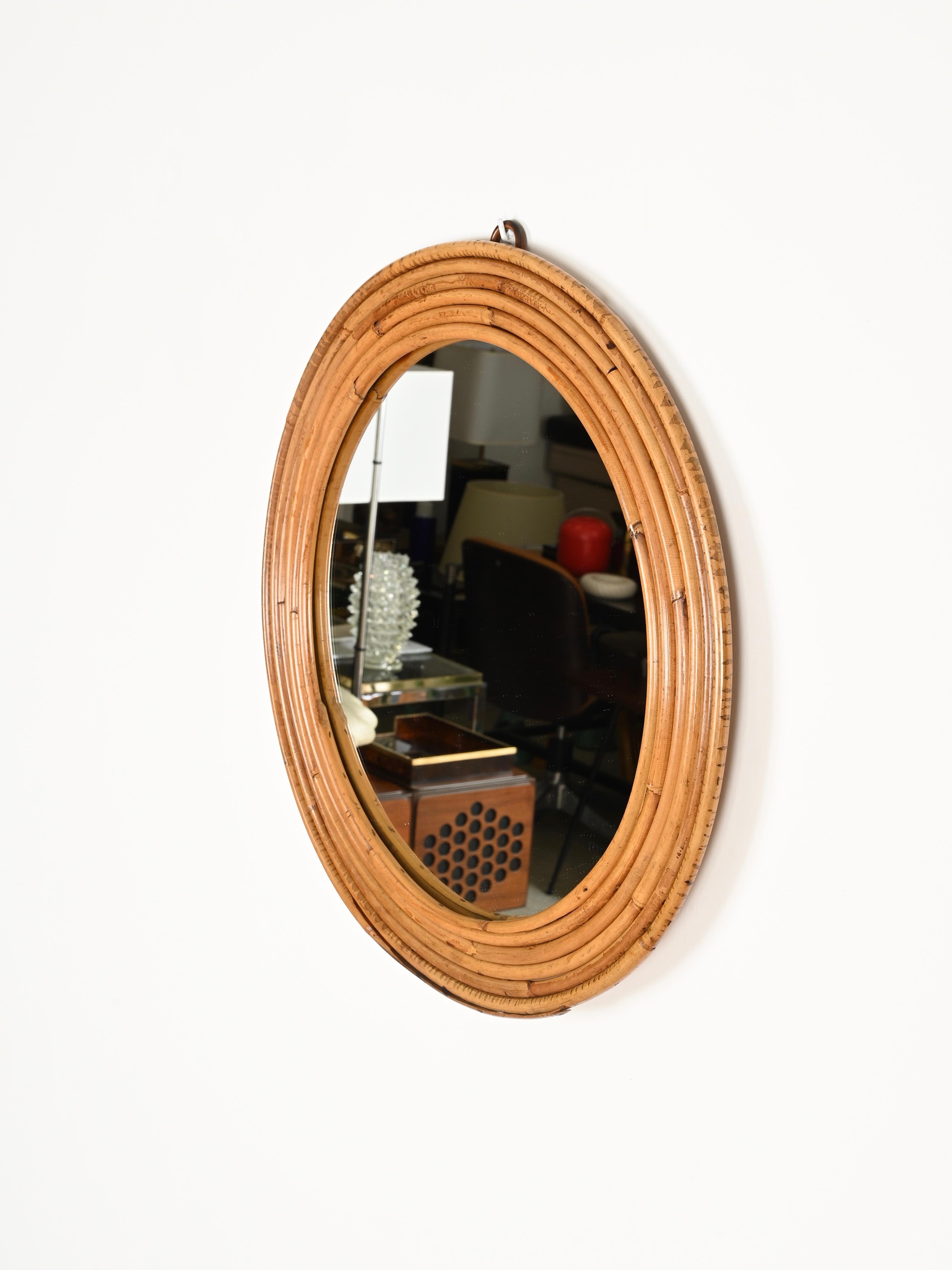 Italian French Riviera Round Mirror in Curved Rattan by Vivai Del Sud, Italy, 1970s For Sale