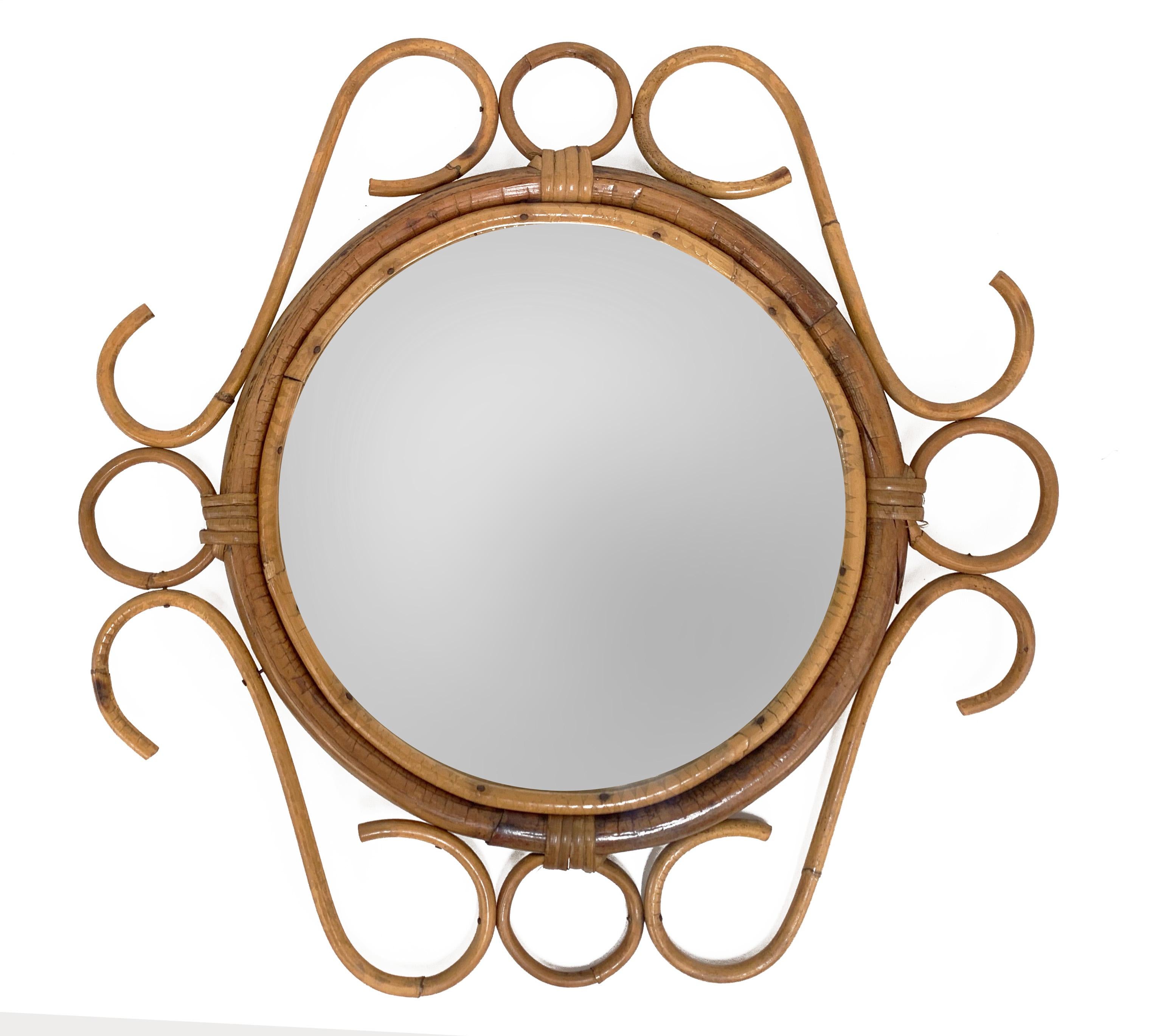 French Riviera Round Wall Mirror with Bamboo and Rattan Frame after Albini 1960s In Good Condition In Roma, IT