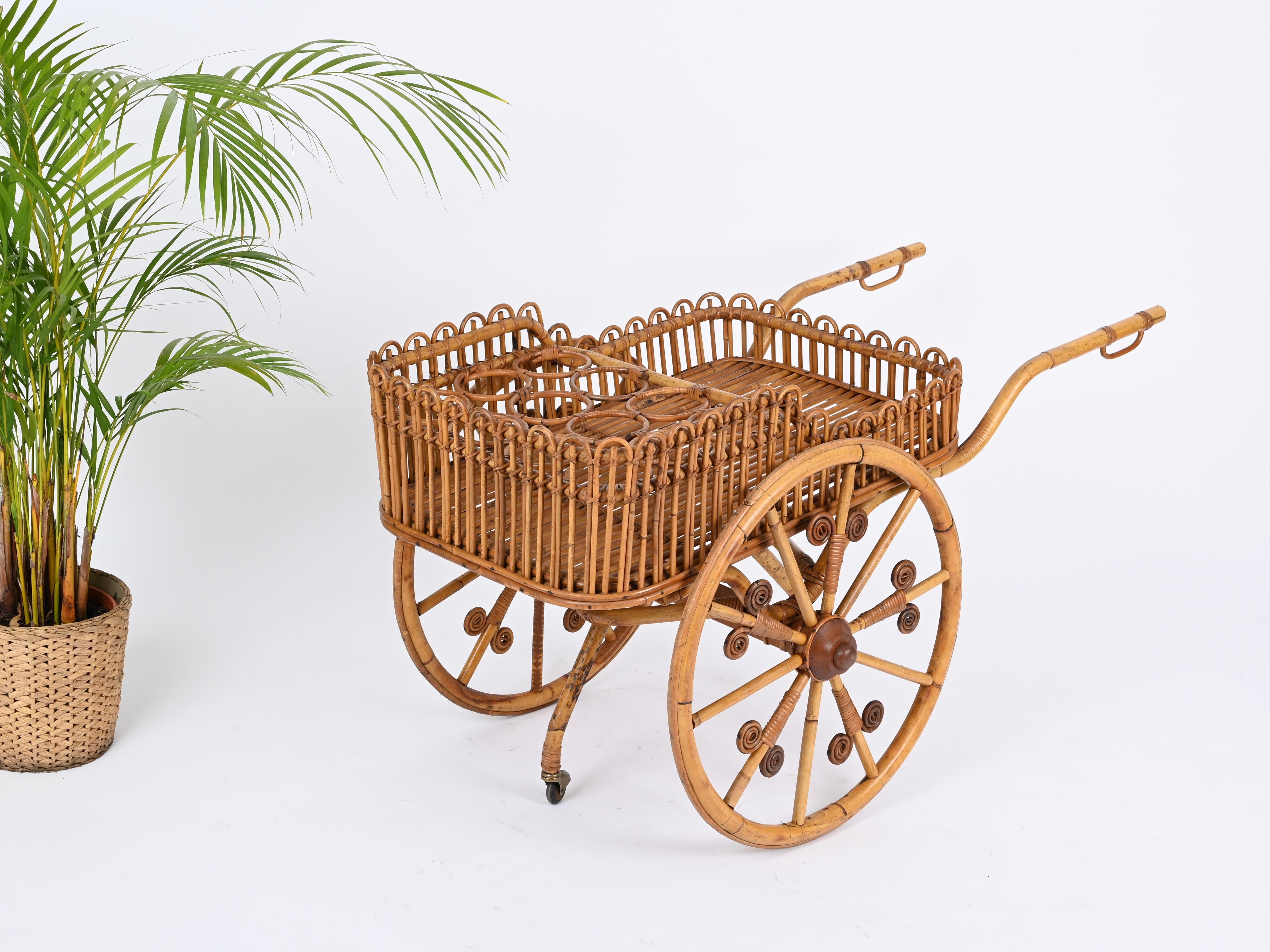 Chariot de bar de service de la Côte d'Azur en rotin, bambou et osier, Italie, années 1960 en vente 2