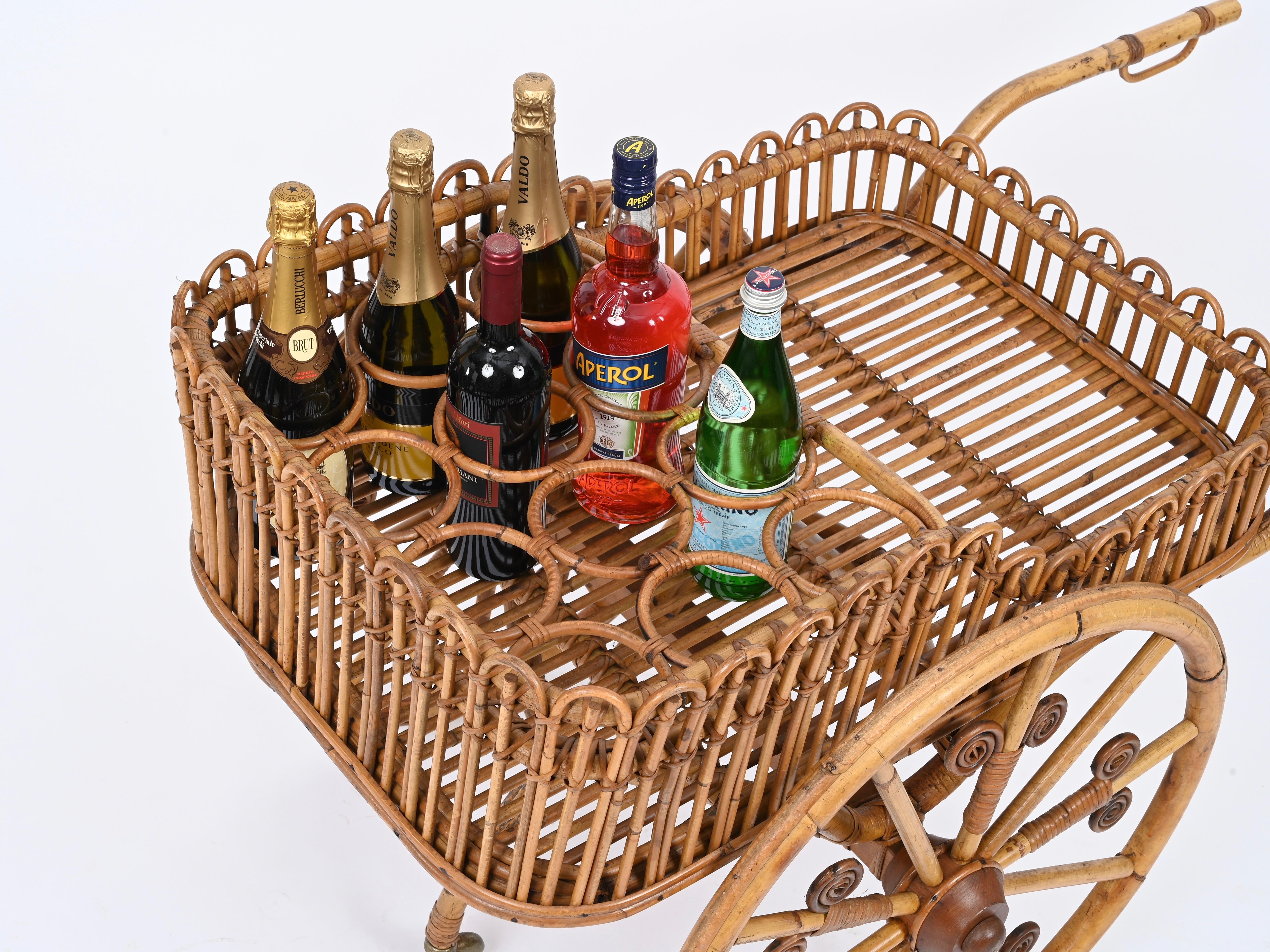 French Riviera Serving Bar Cart in Rattan, Bamboo and Wicker, Italy 1960s For Sale 4