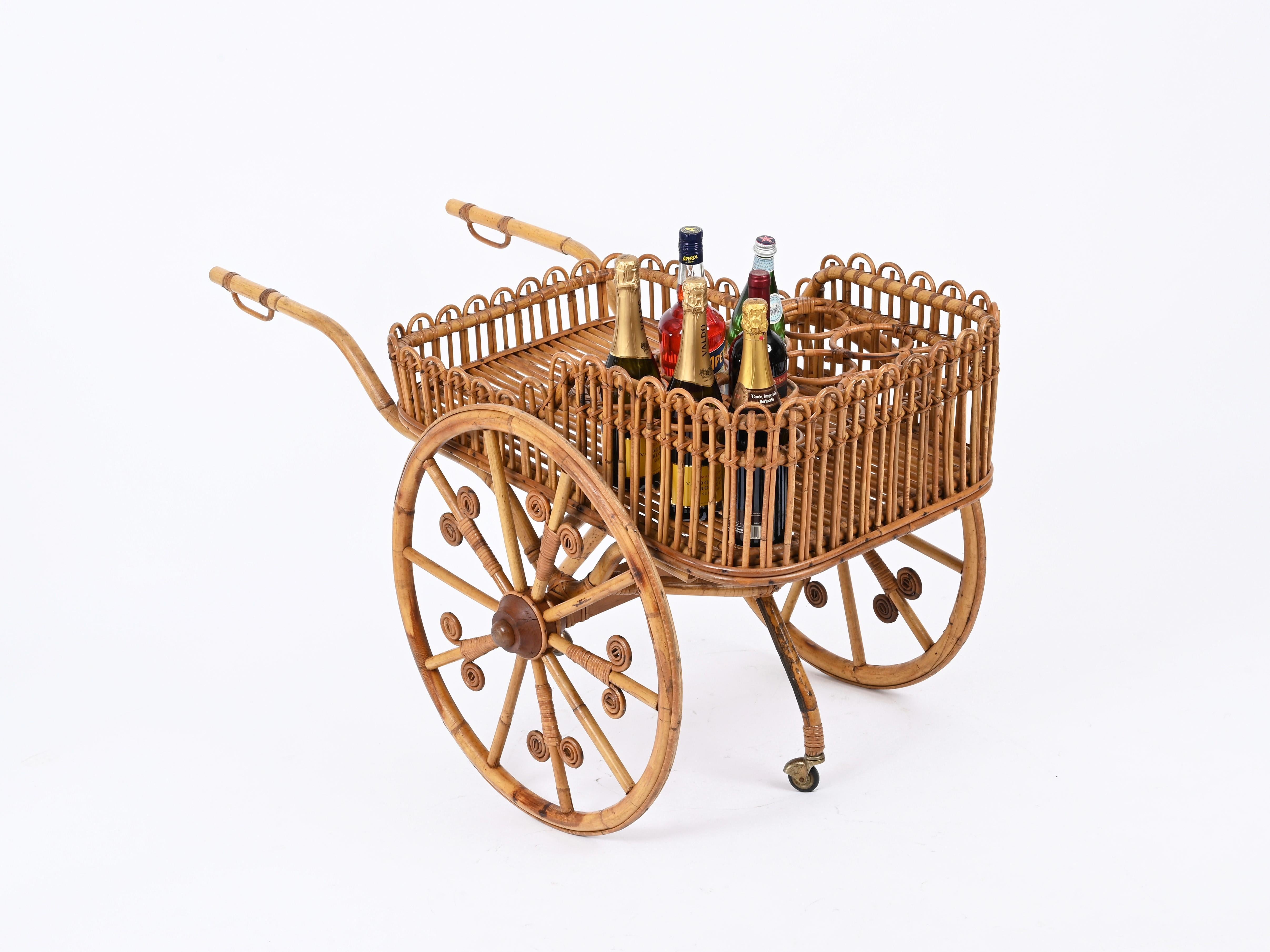 French Riviera Serving Bar Cart in Rattan, Bamboo and Wicker, Italy 1960s For Sale 5