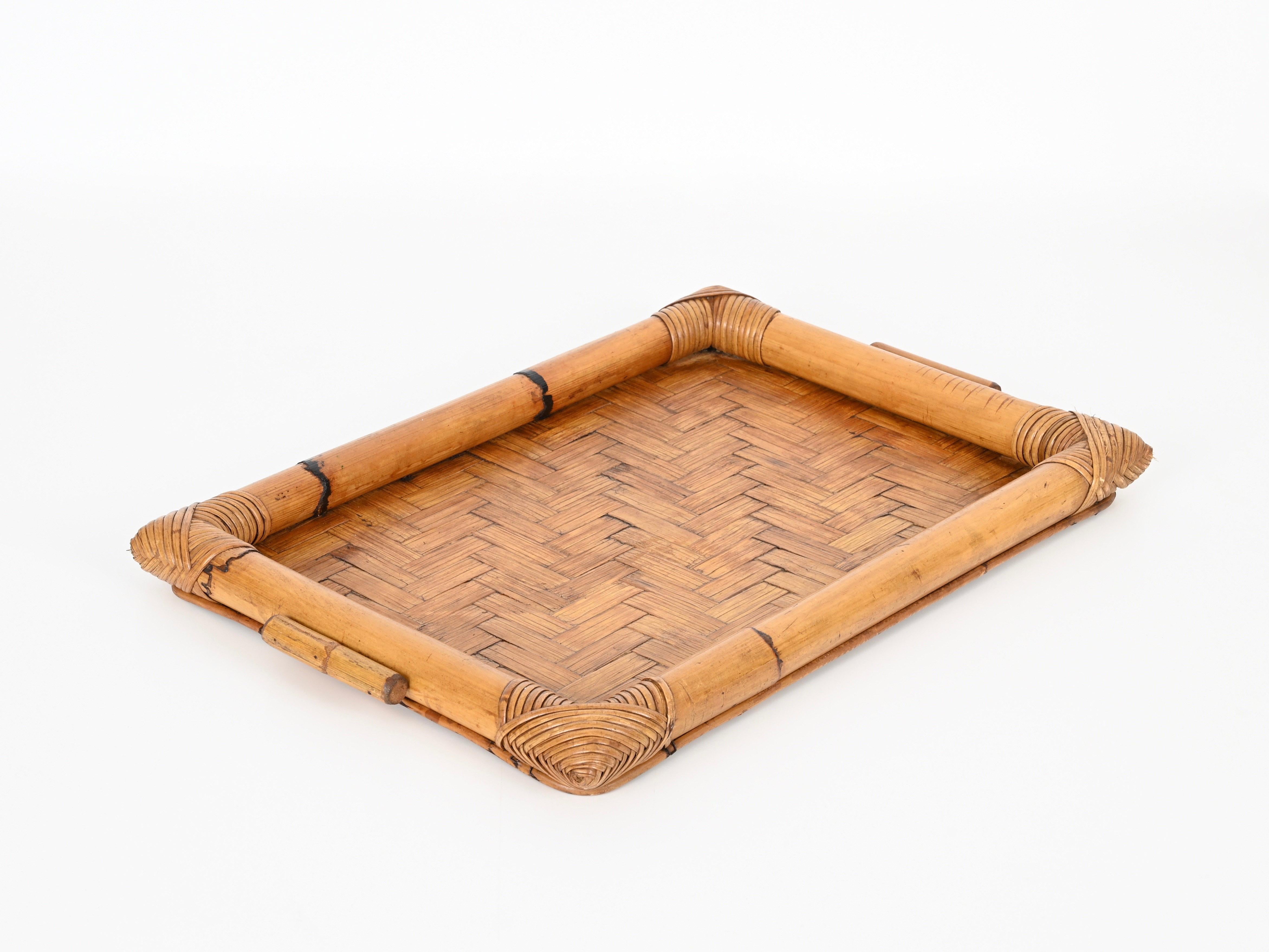French Riviera Serving Tray in Rattan and Hand-Woven Wicker, Italy 1970s For Sale 1