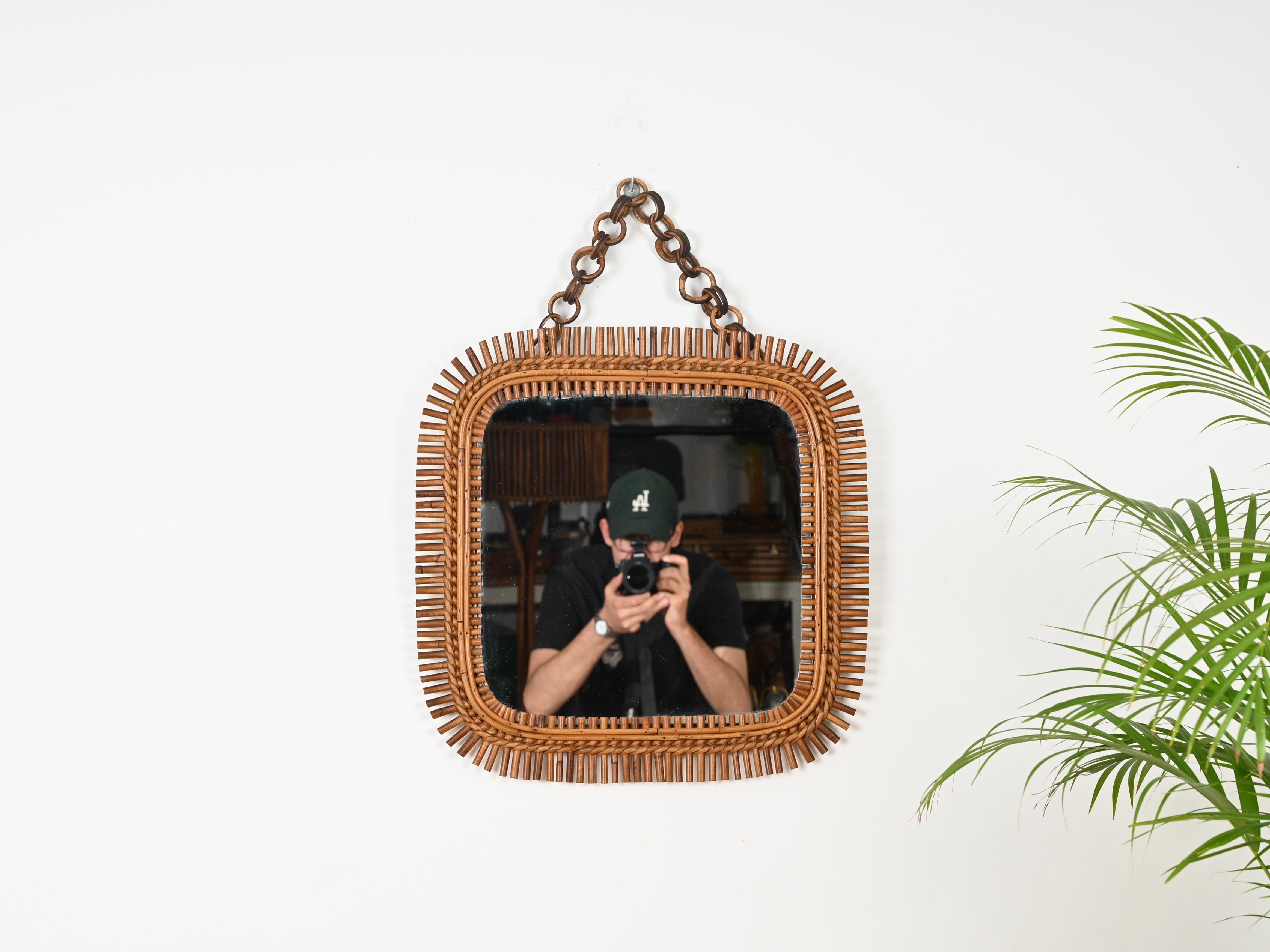 Mid-Century moderno Specchio quadrato French Riviera in bambù, rattan e vimini, Italia 1960 in vendita