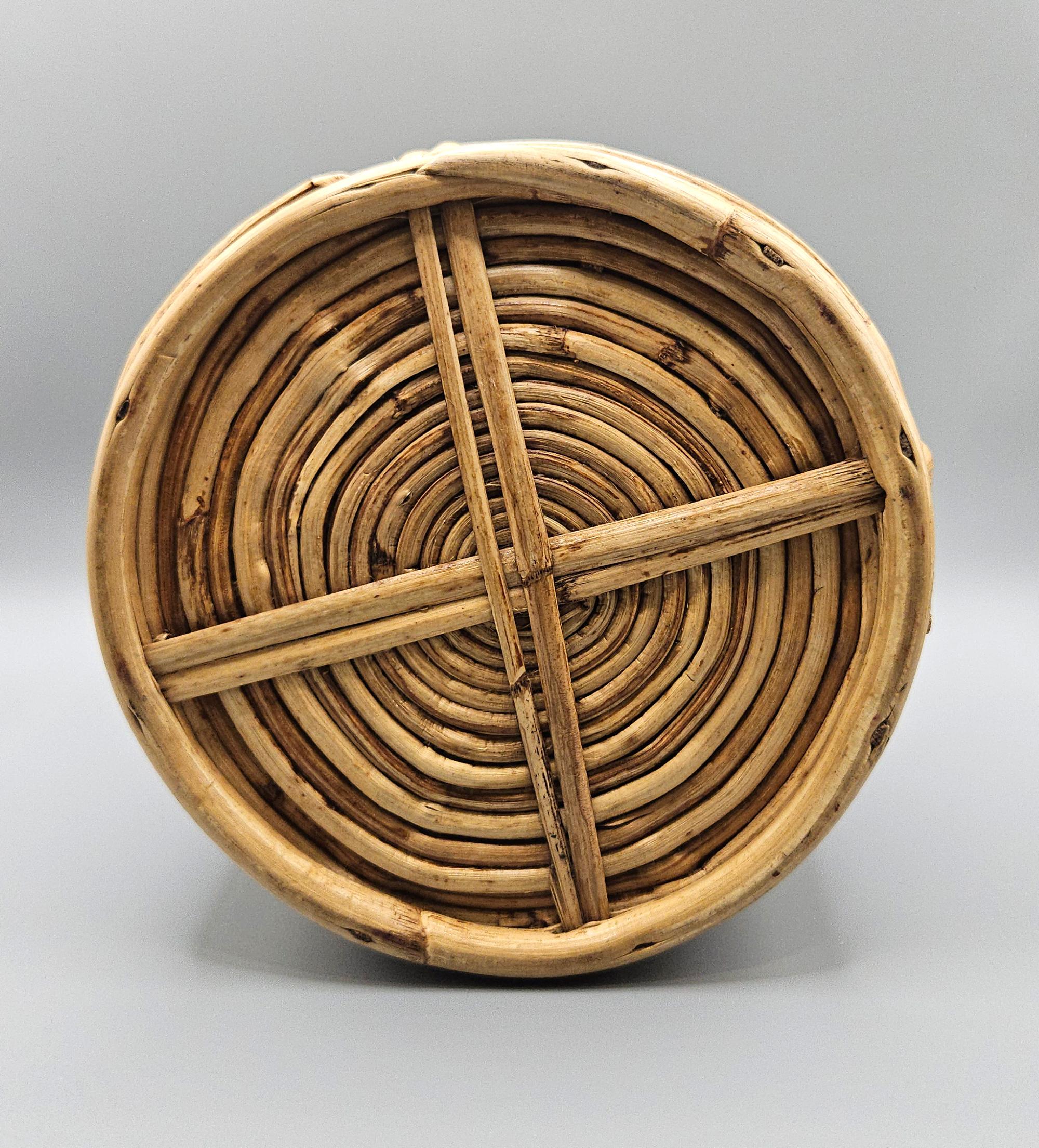 Cesta jardinera de ratán estilo Riviera francesa, estilo Vivai del Sud, Italia, c. 1970 Latón en venta