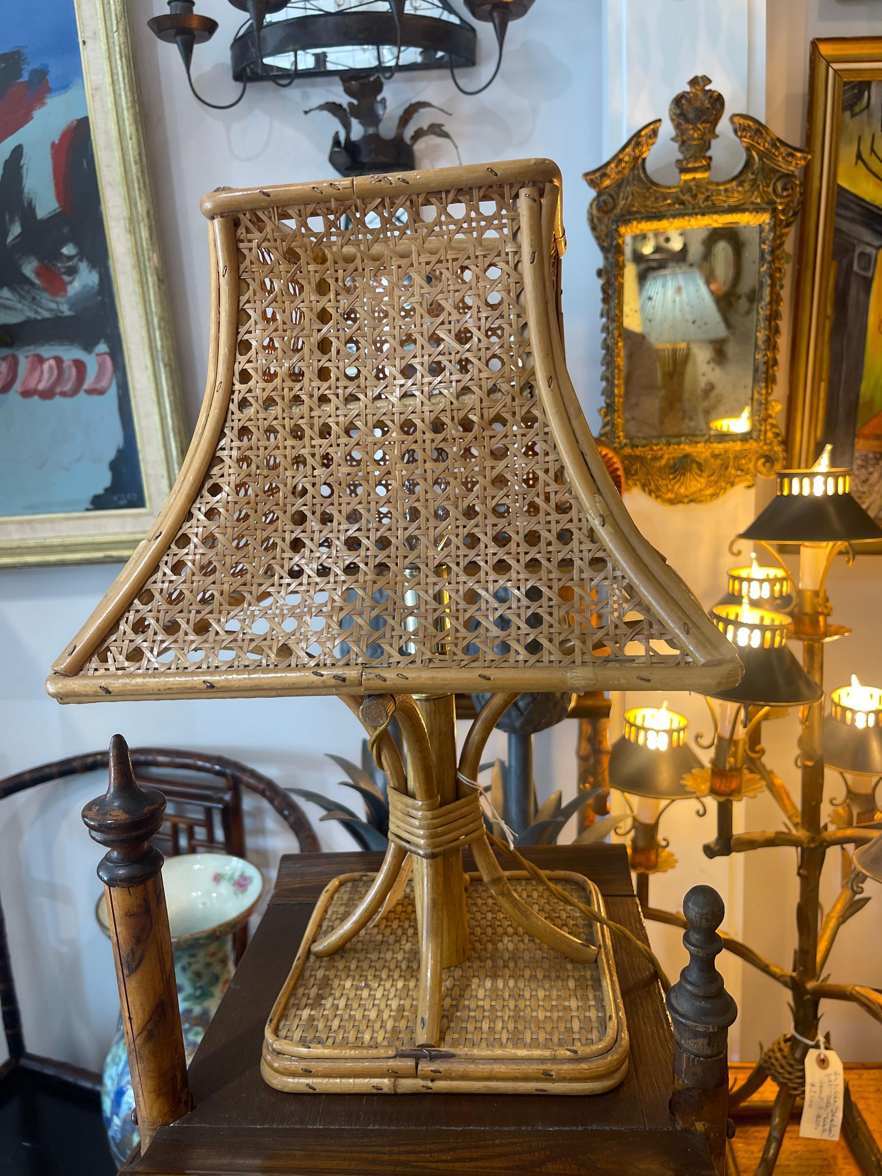 French Riviera Table Lamp With Rattan & Vienna Straw Lamp Shade, 1950s For Sale 3