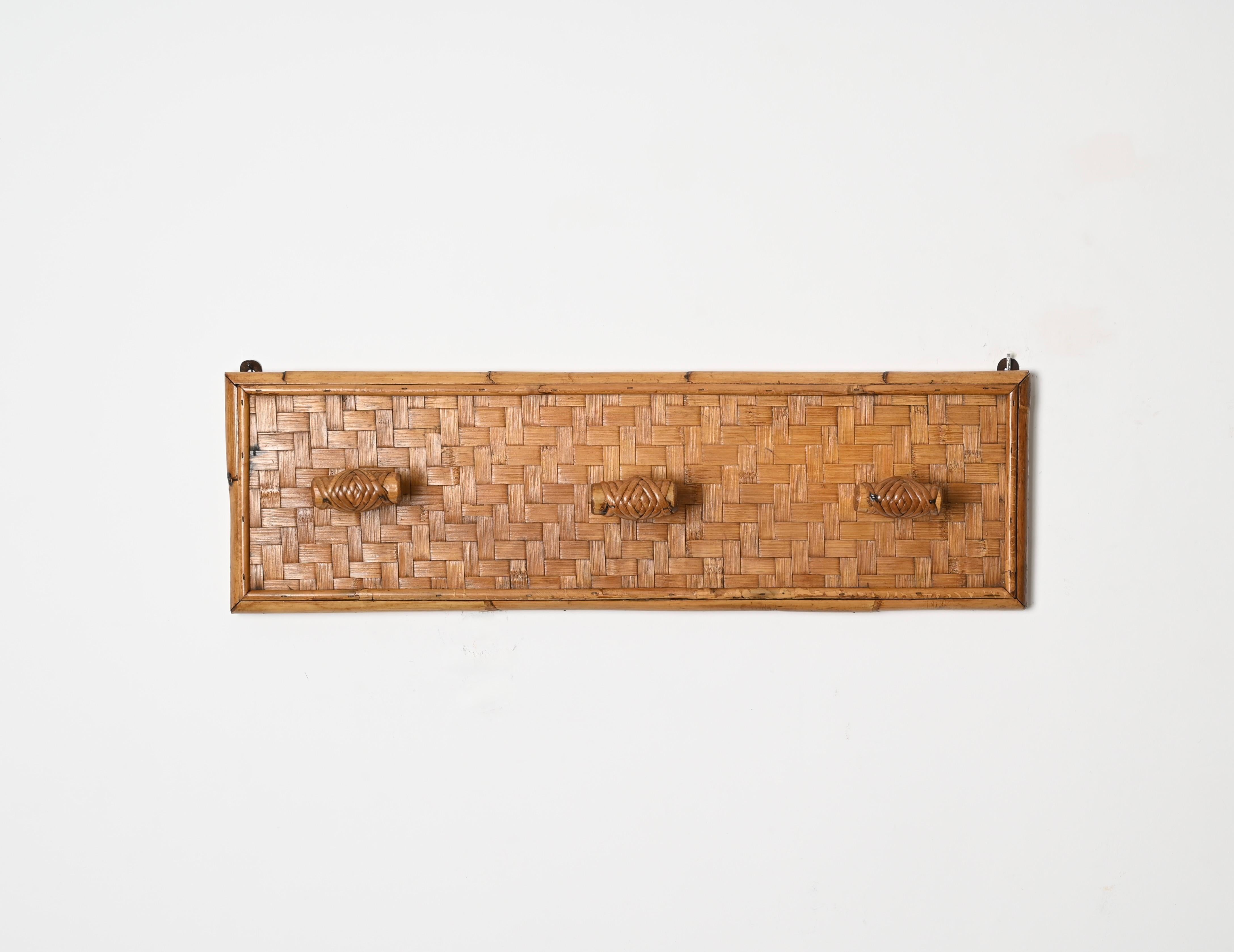 French Riviera Three Hook Coat Rack in Wicker, Rattan and Bamboo, Italy 1960s For Sale 1