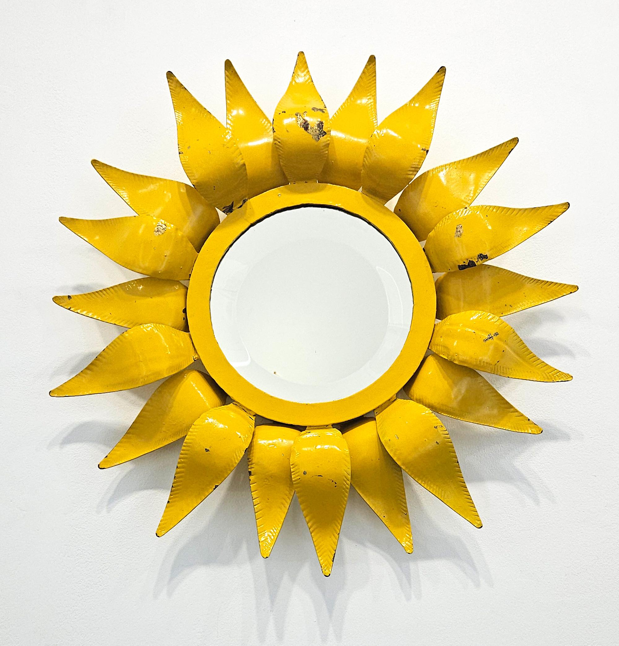 Van Gogh-inspirierter Sonnenblumen-/Sonnenschliff-Spiegel, Frankreich, um 1960 (Abgeschrägt) im Angebot