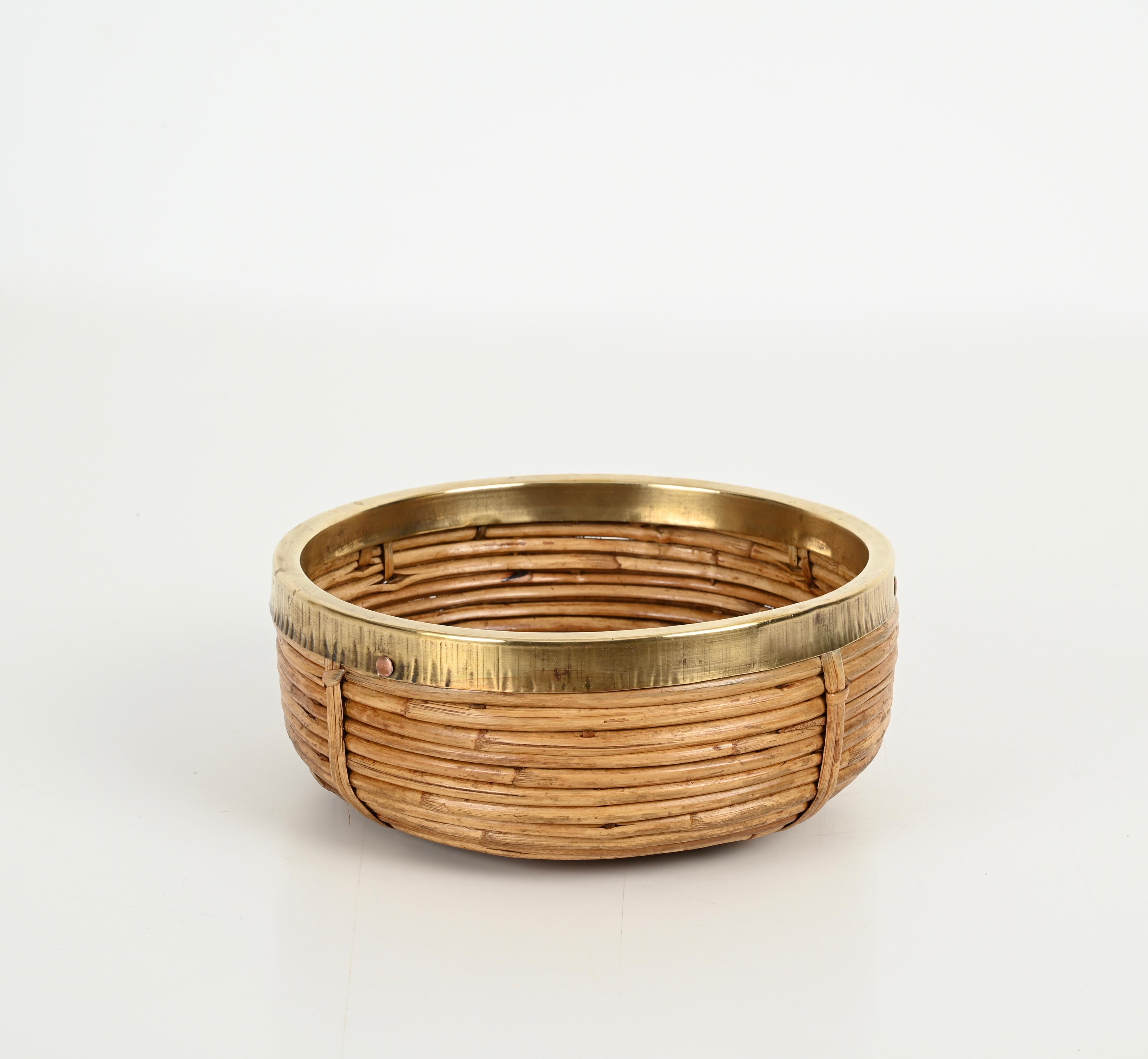 French Riviera Vide-Poche or Bowl in Rattan, Brass and Wicker, Italy 1970s For Sale 3