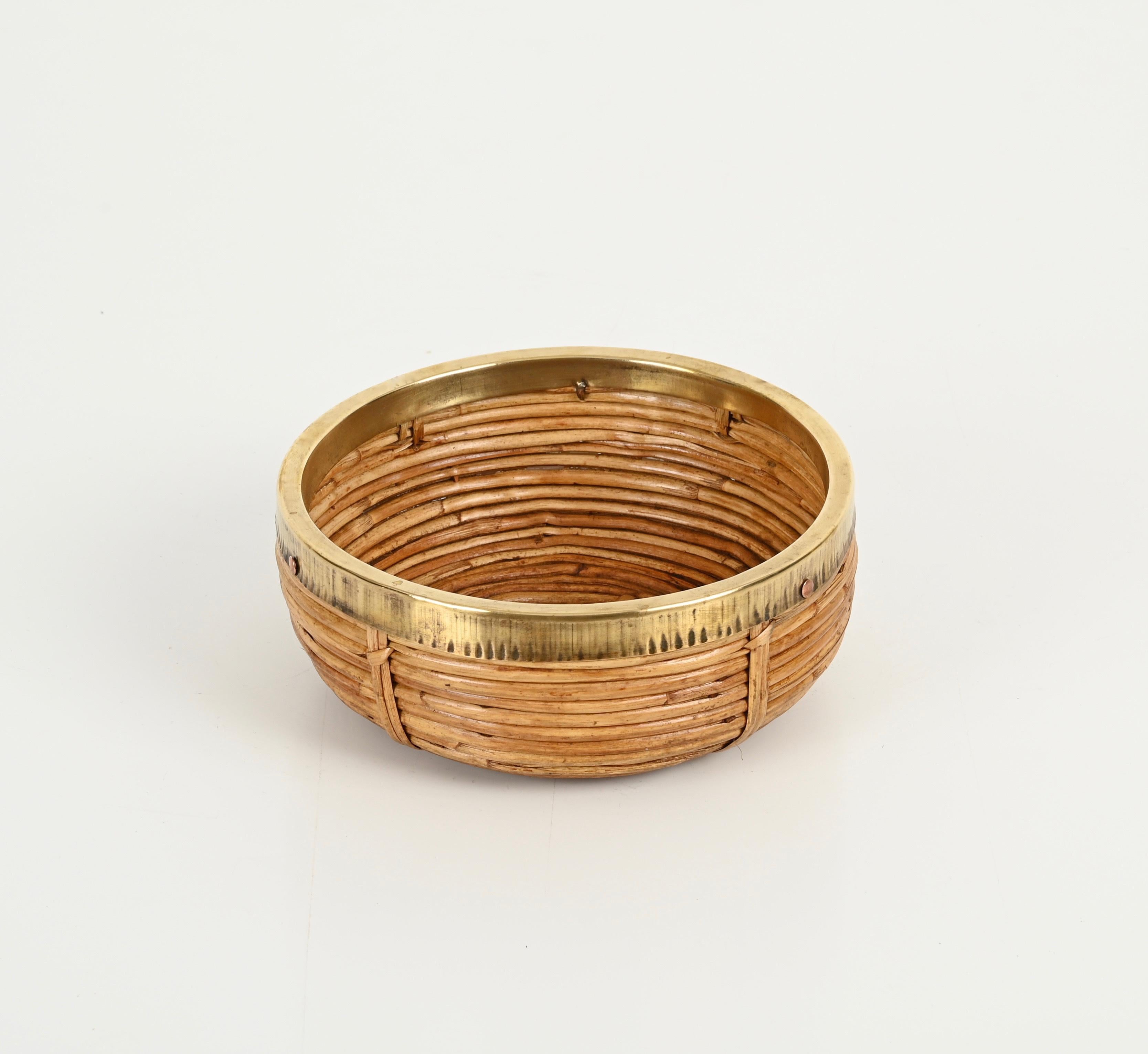 French Riviera Vide-Poche or Bowl in Rattan, Brass and Wicker, Italy 1970s For Sale 4