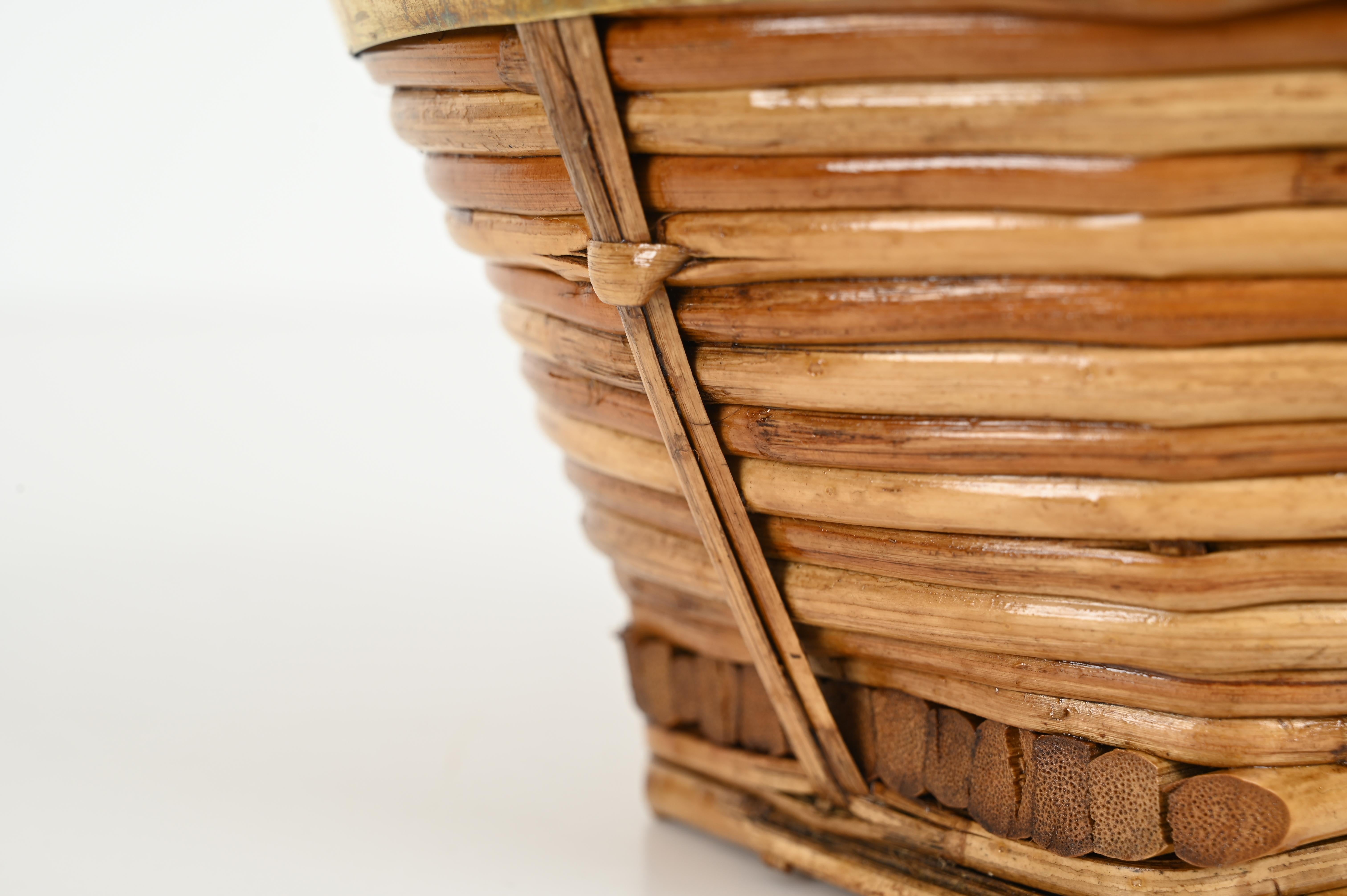 French Riviera Vide-Poche or Jewelry Box in Rattan and Brass, Crespi, Italy 1970 For Sale 6