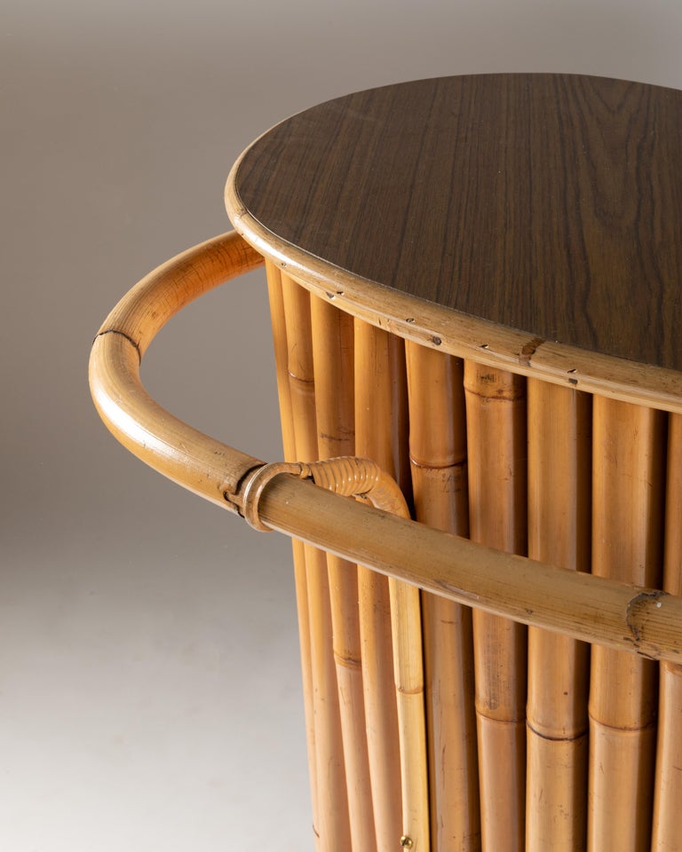 French Riviera Vintage Bambou Bar and Pair of Stools For Sale at 1stDibs