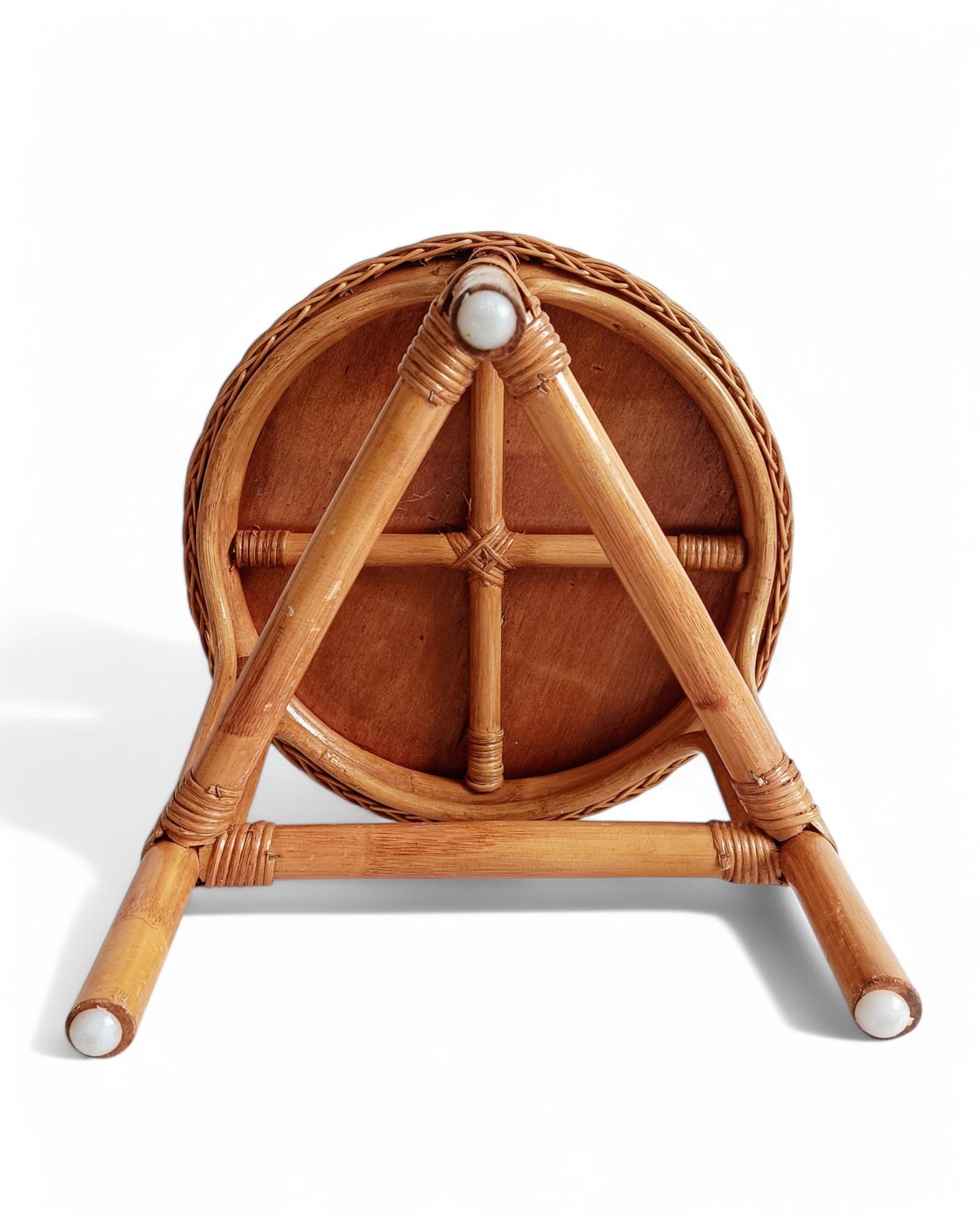 Table d'appoint French Riviera en osier et bambou, France, années 1960 en vente 8