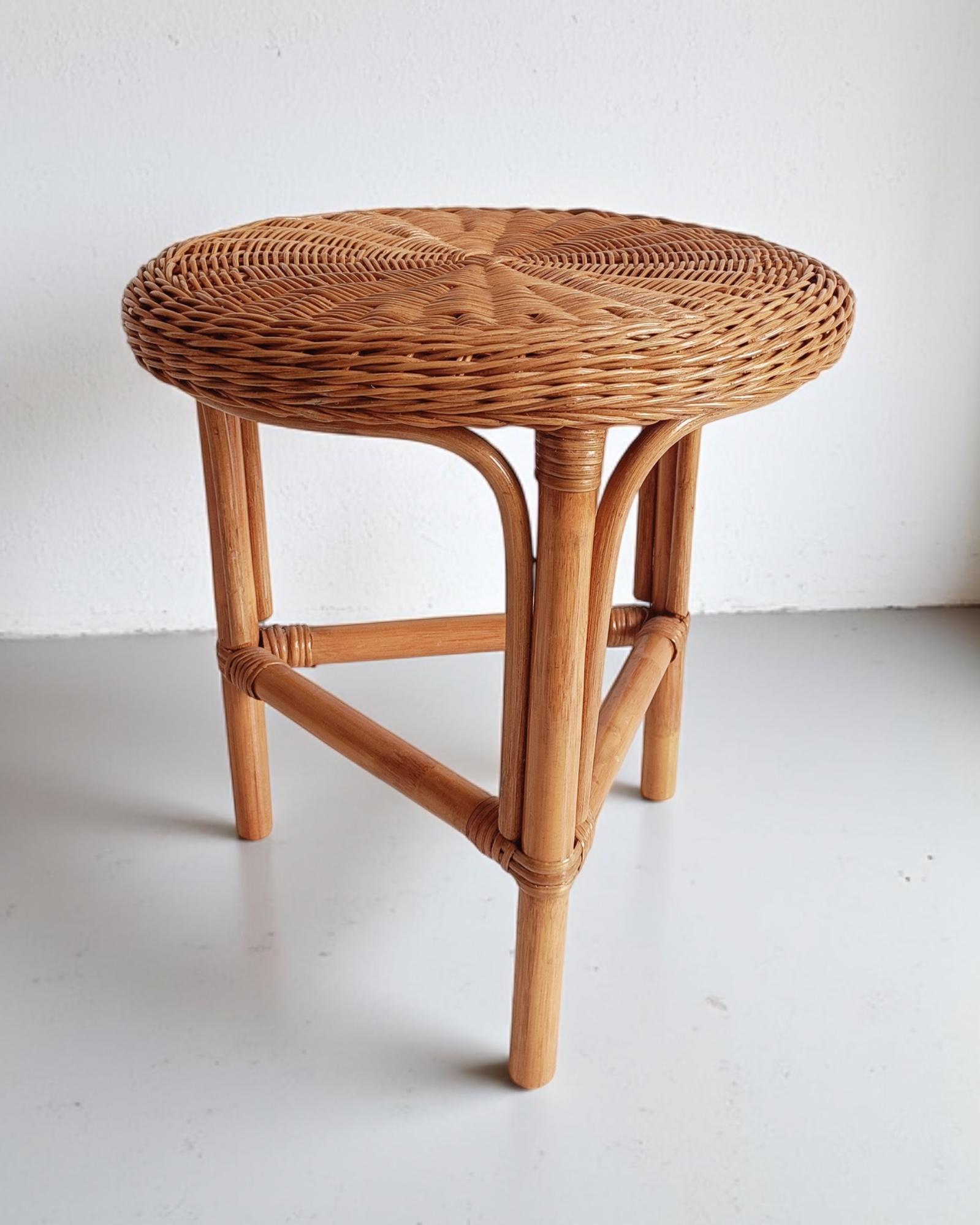 Mid-Century Modern Table d'appoint French Riviera en osier et bambou, France, années 1960 en vente