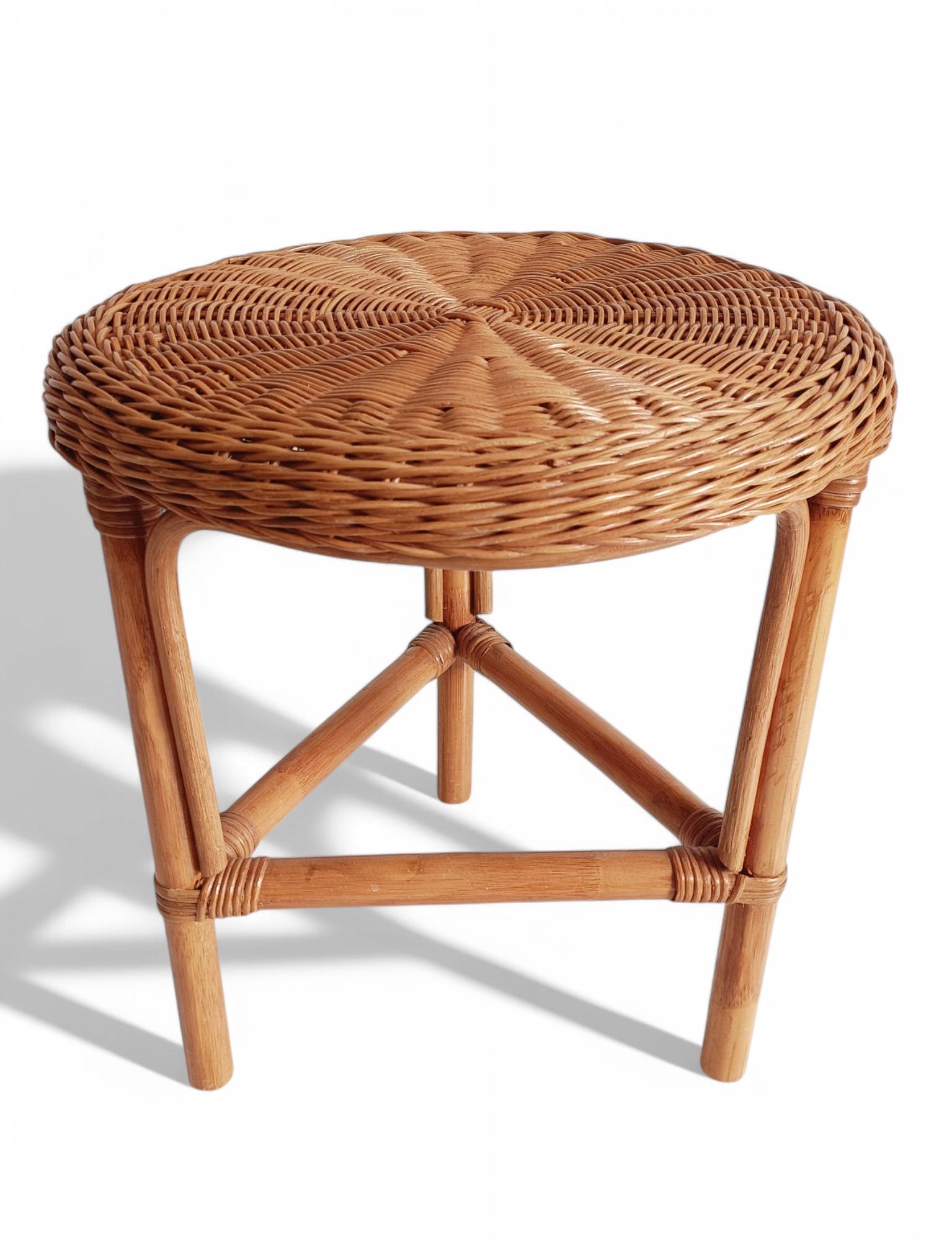 Bambou Table d'appoint French Riviera en osier et bambou, France, années 1960 en vente