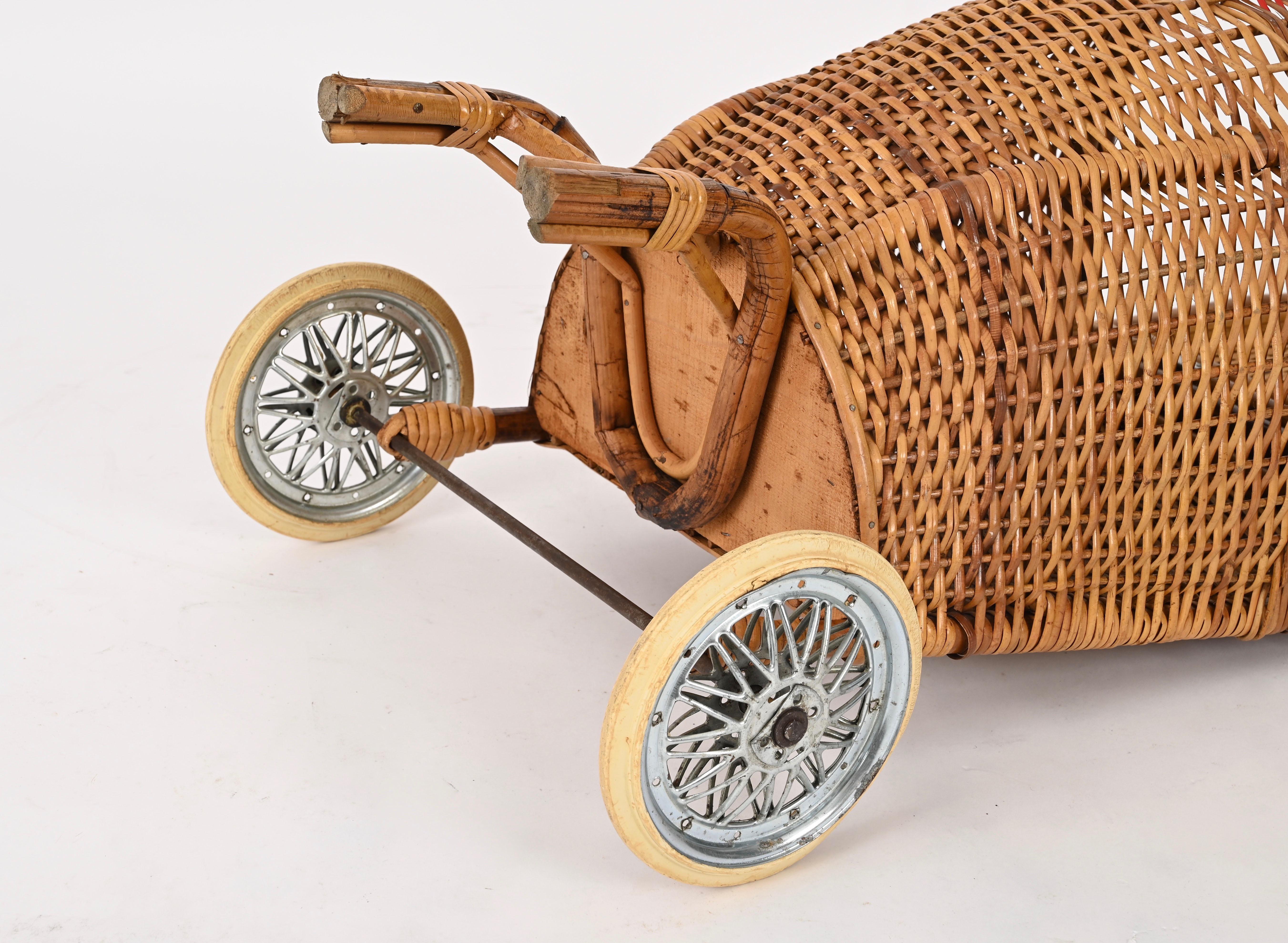 French Riviera  Woven Wicker and Rattan Shopping Trolley, Basket, Italy 1960s 6