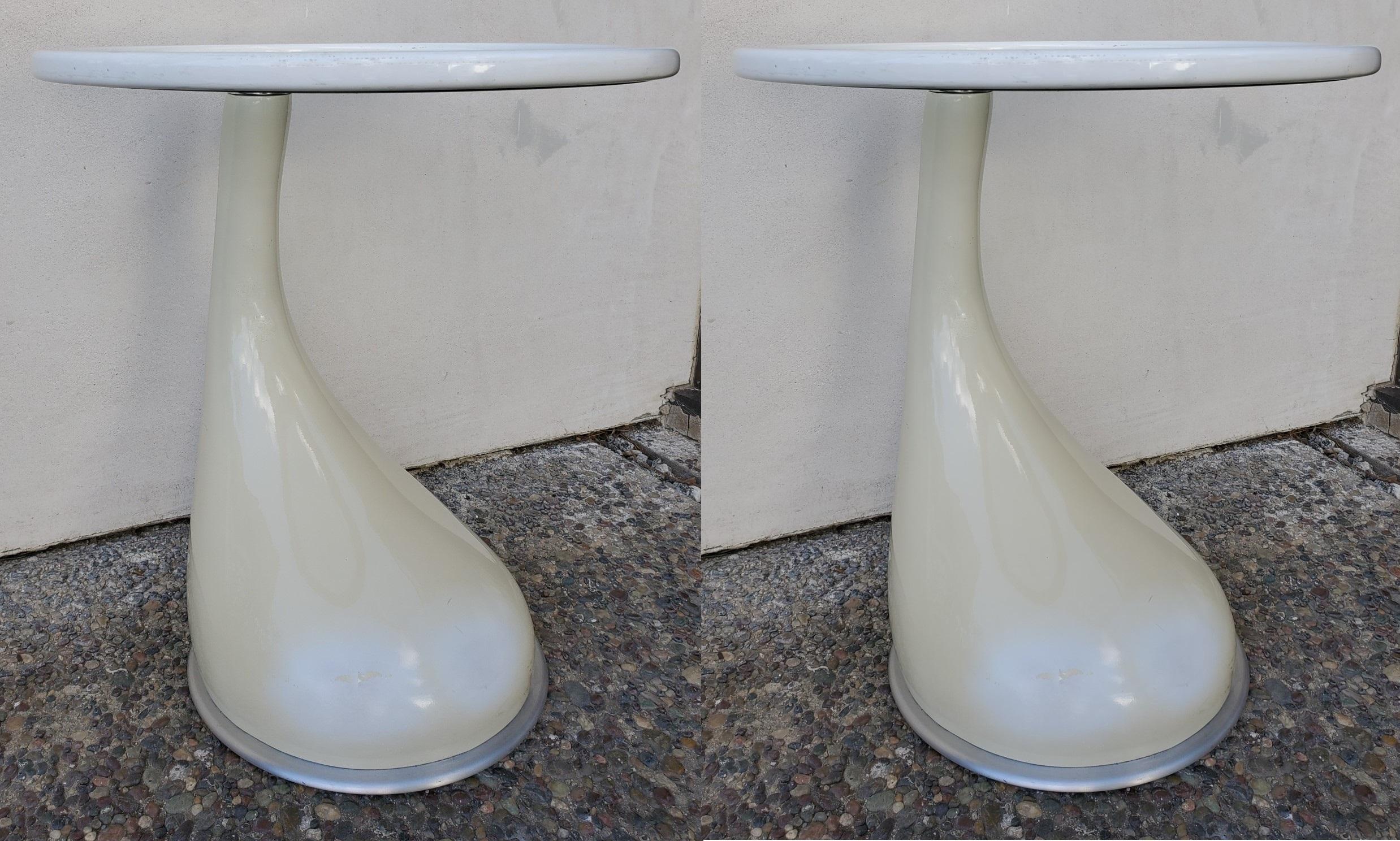 20th Century French Roche Bobois Contemporary Lacquered Glass Top Side Tables For Sale
