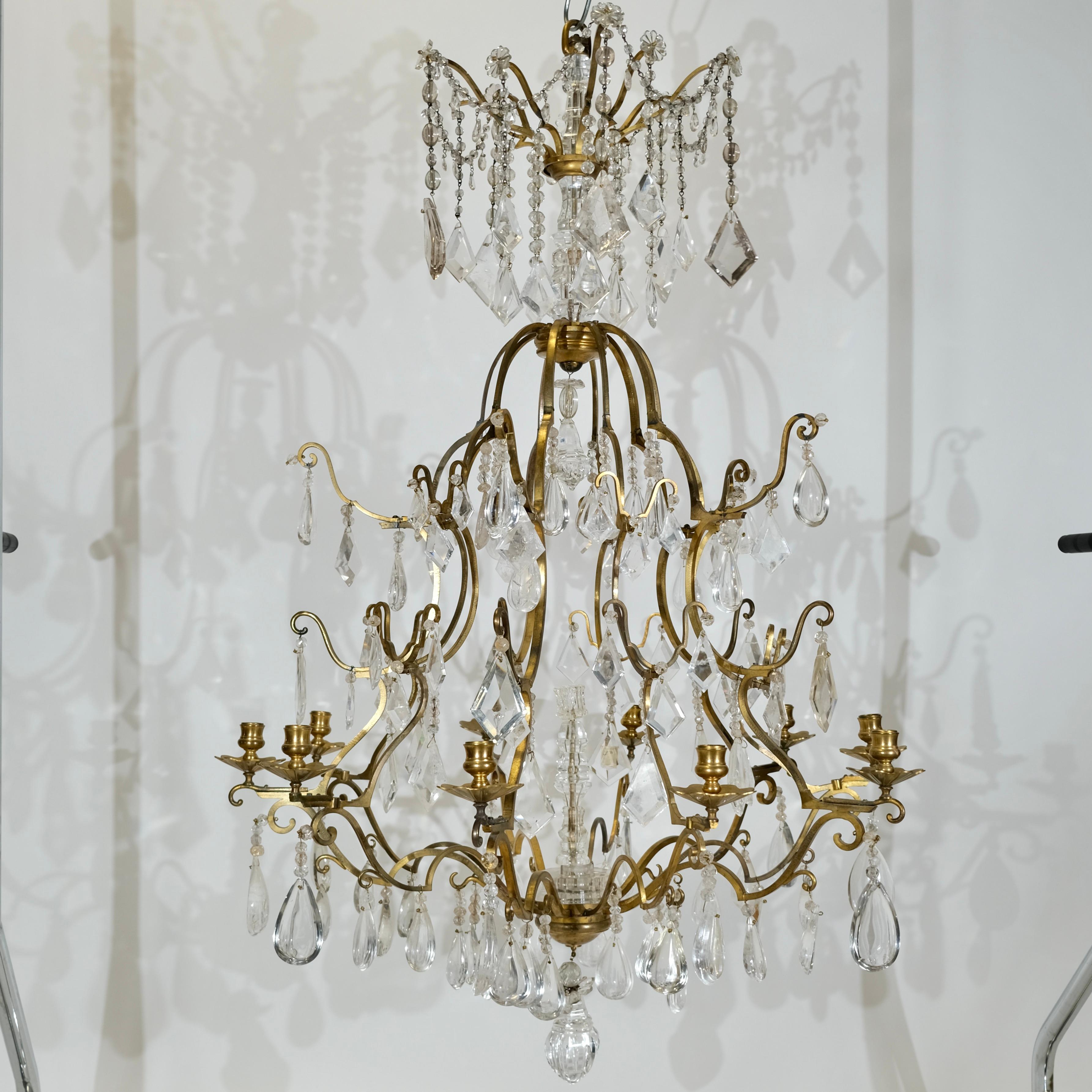 Neobarocco Lampadario francese in cristallo di rocca, XIX sec. in vendita