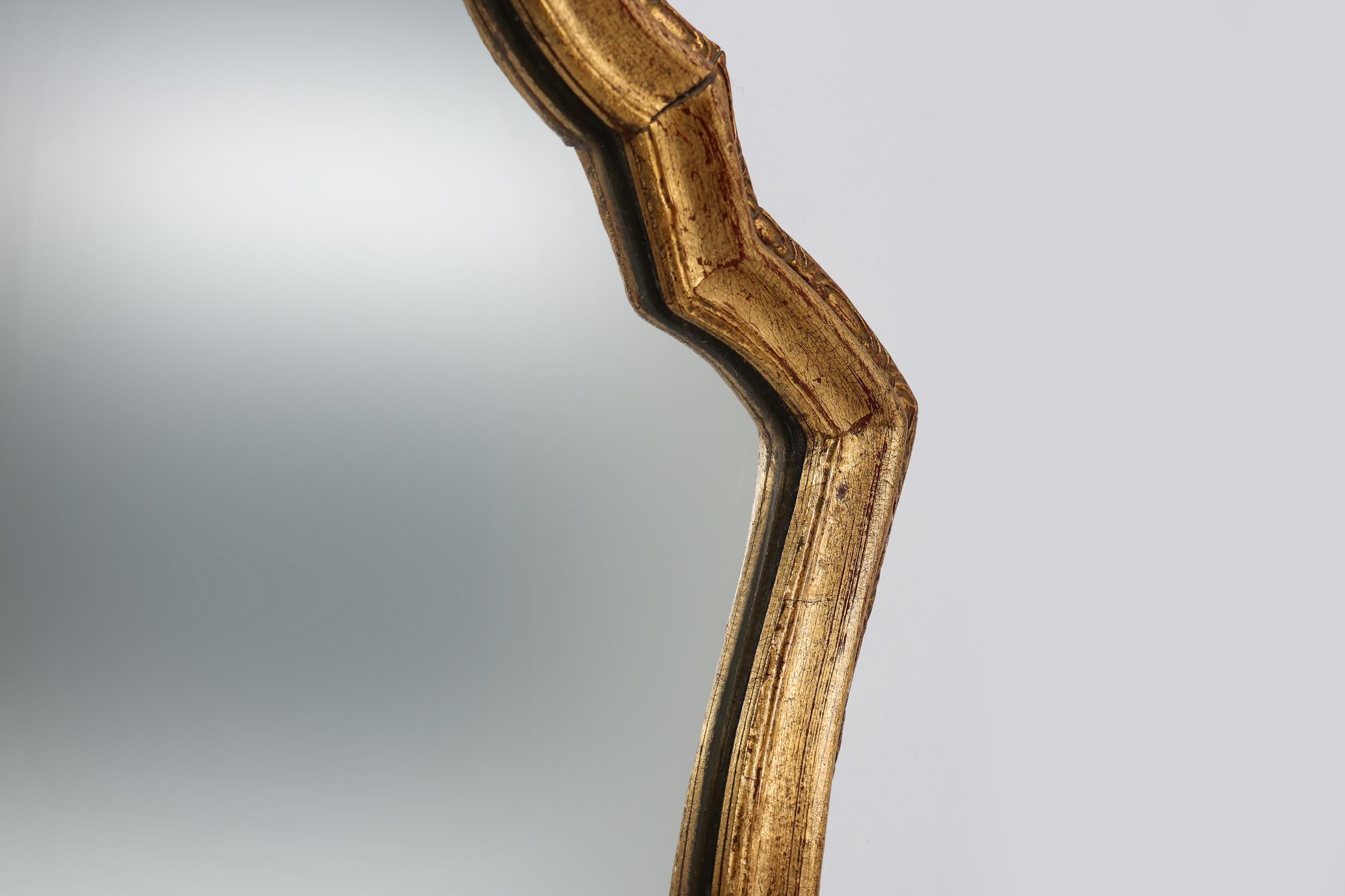 French rococo-baroque style Mirror in wood with gilded frame (Spiegel) im Angebot