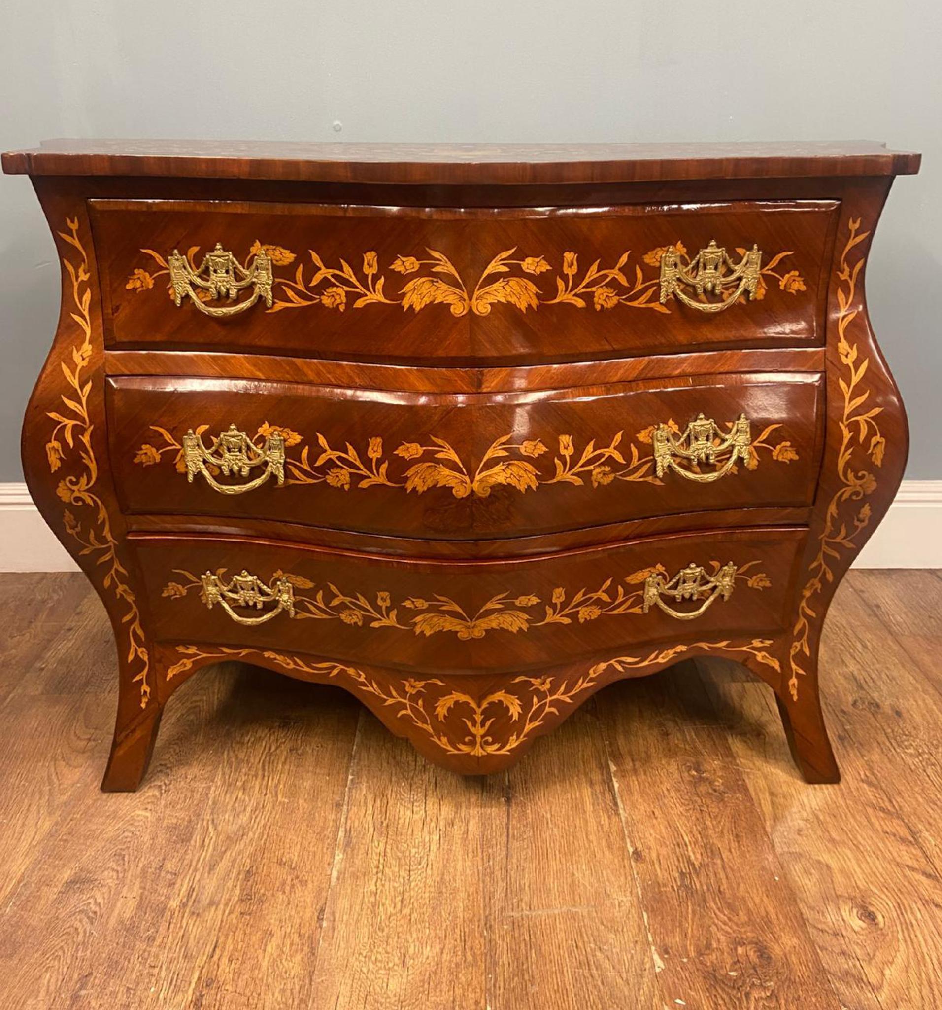 Fin du 20e siècle French Rococo Commode à Bombe Louis XV en vente