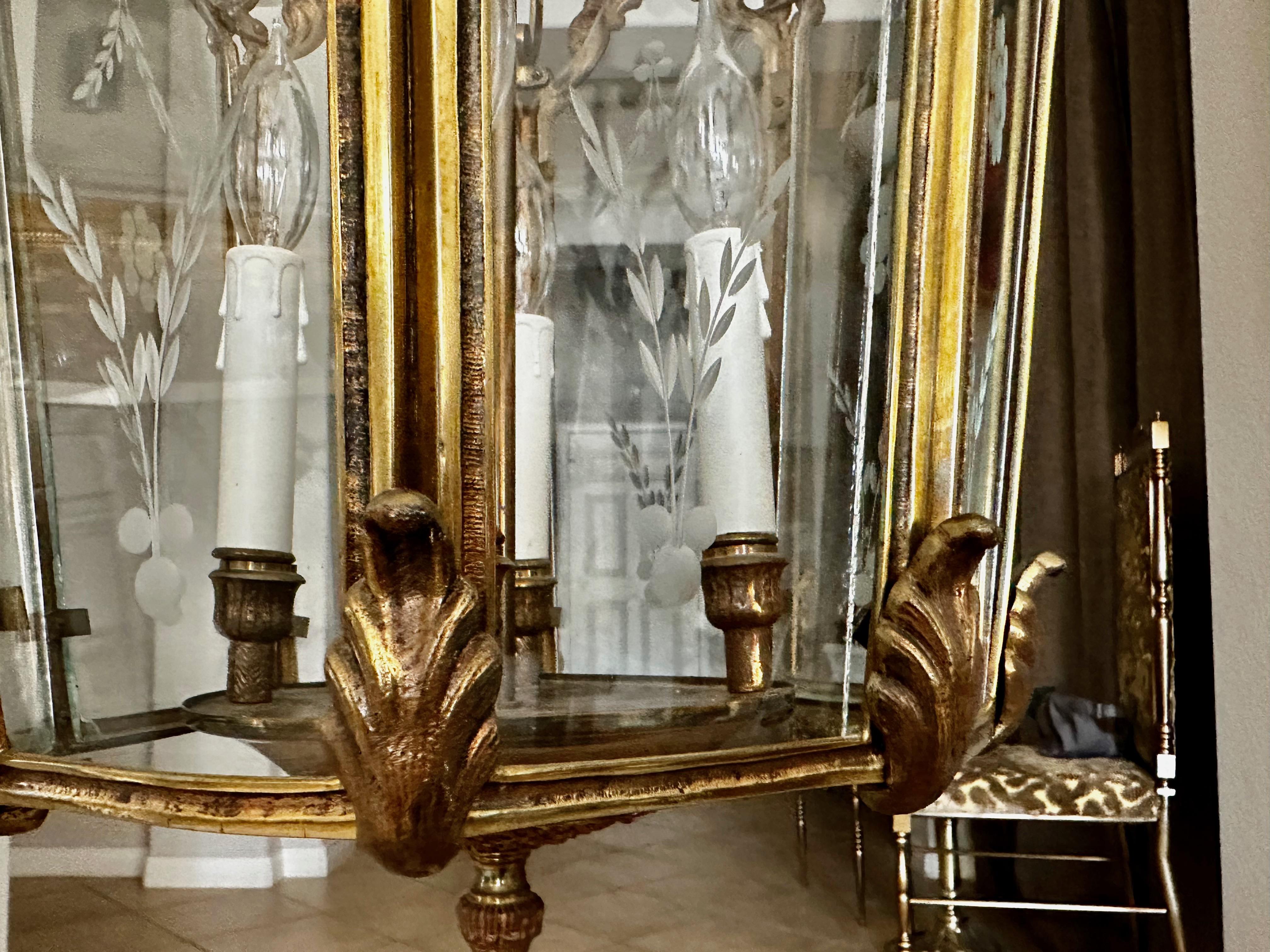 French Rococo in ottone  Lanterna in vetro acidato A. Hall in vendita 6