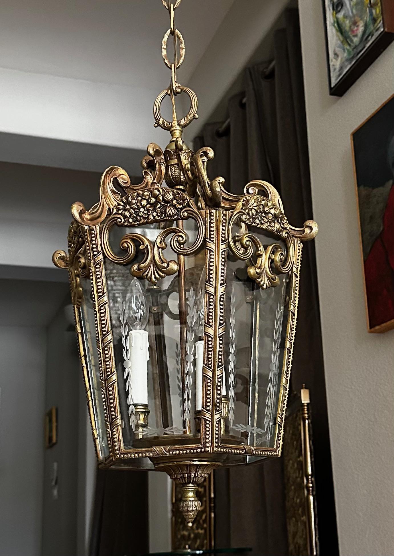 French Rococo Brass Etched Glass Lantern Hall Light In Good Condition For Sale In Palm Springs, CA