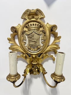 Appliques murales à deux lumières en bois doré French Rococo, 19e siècle
