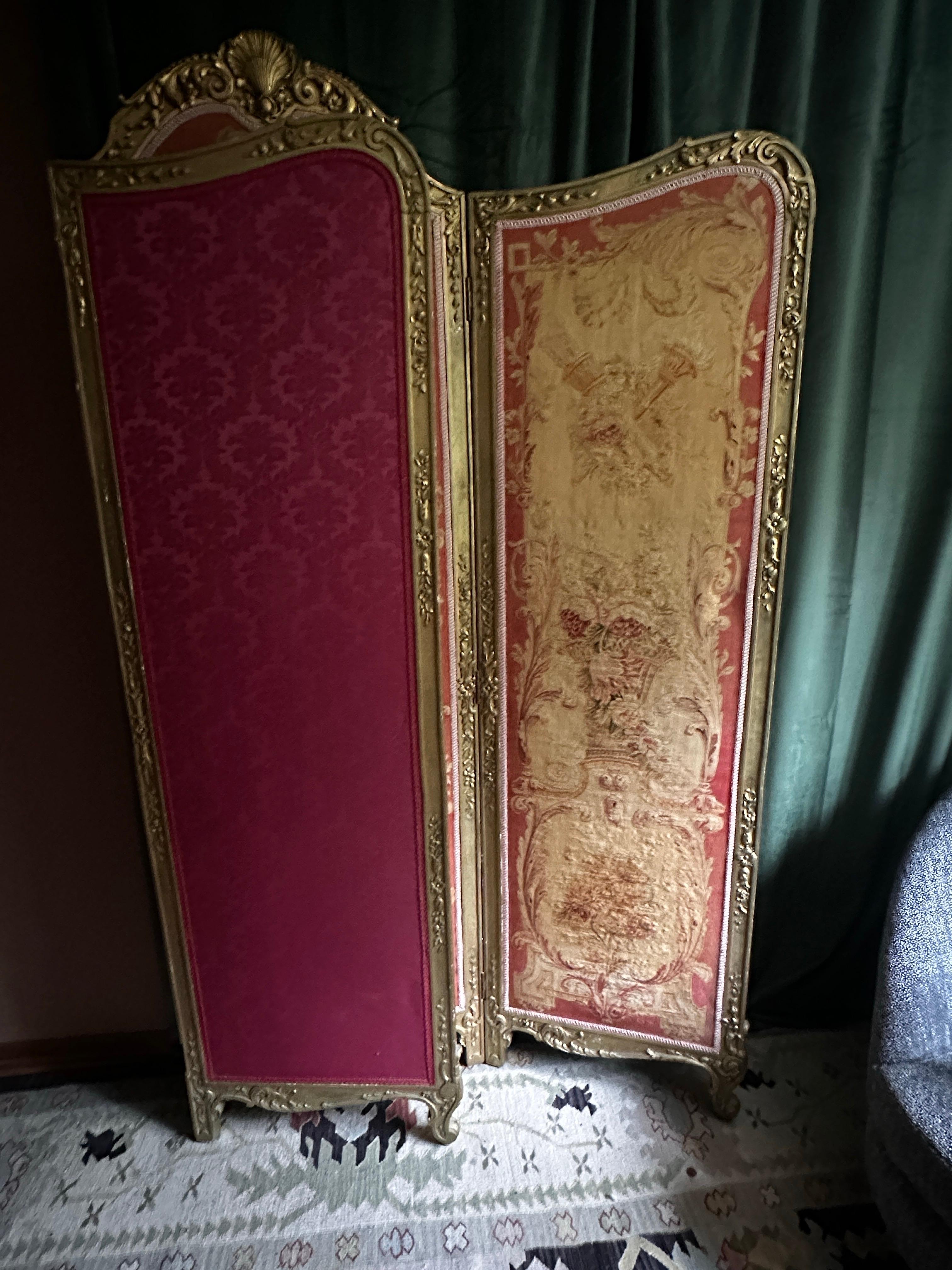French rococo Louis XV Aubusson dressing screen or room divider For Sale 13
