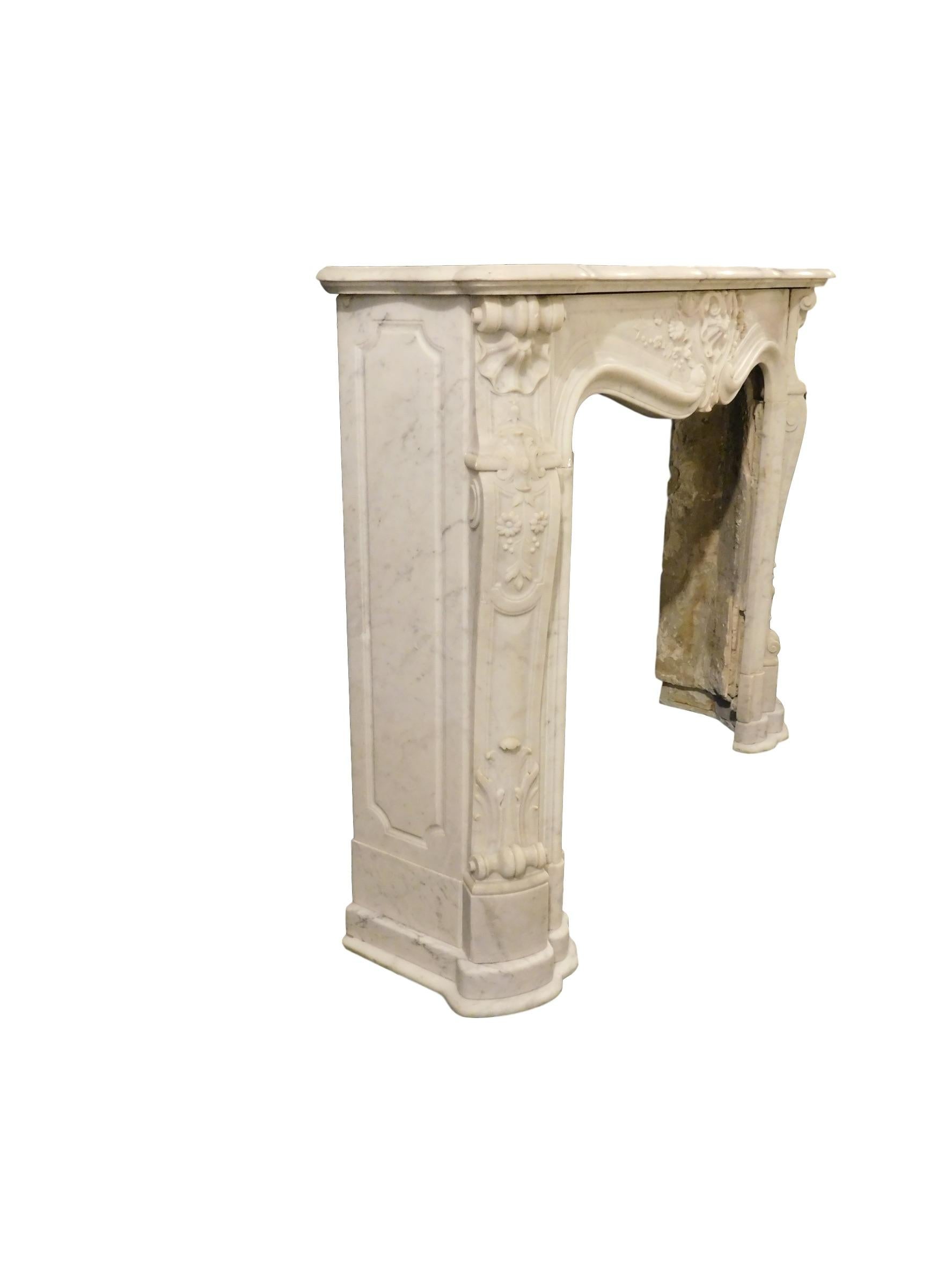 Hand-Carved French Rococo Louis XV Marble Fireplace Mantel For Sale