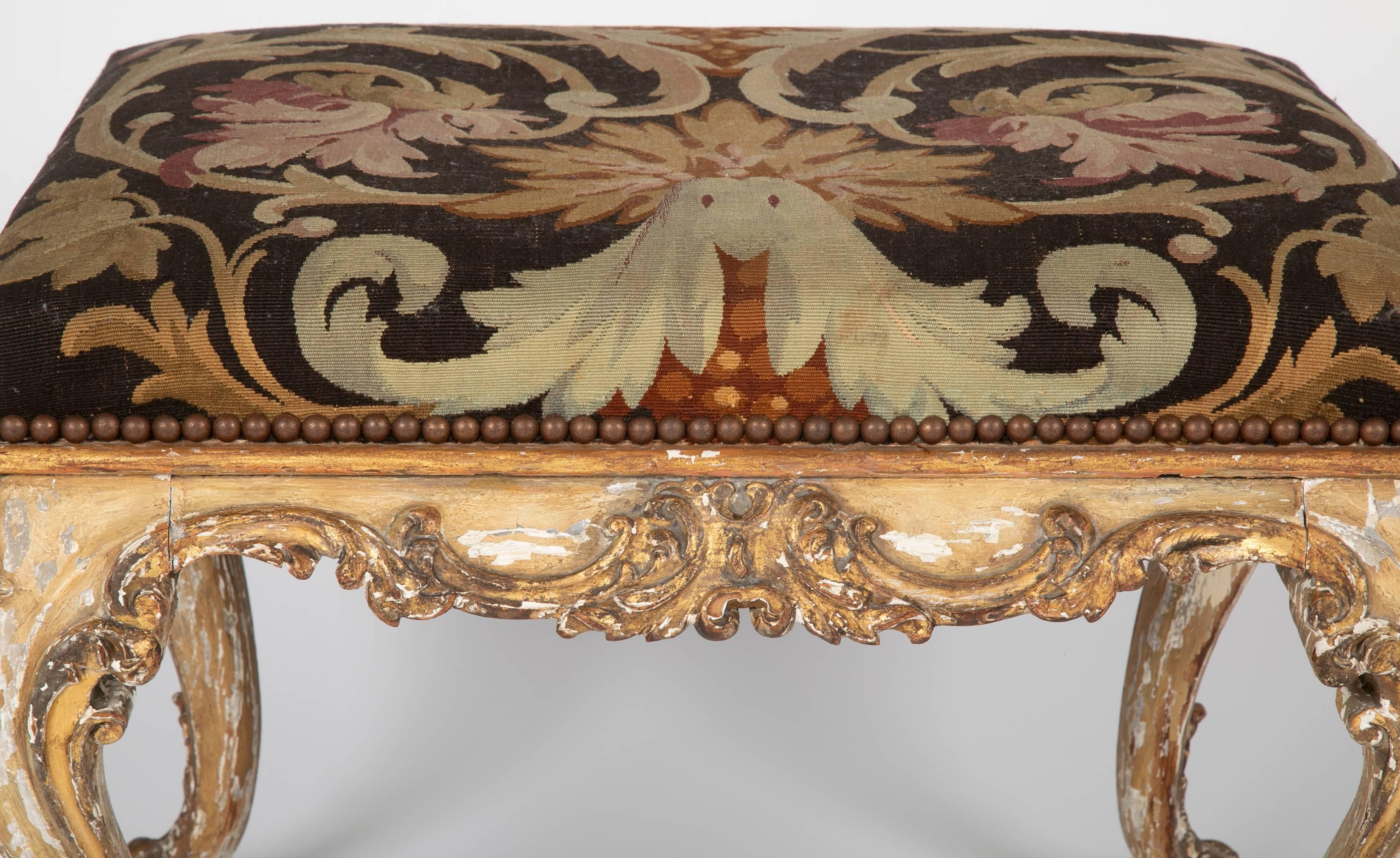  French Rococo Painted and Gilt Stool with Aubusson Upholstery In Excellent Condition In Stamford, CT