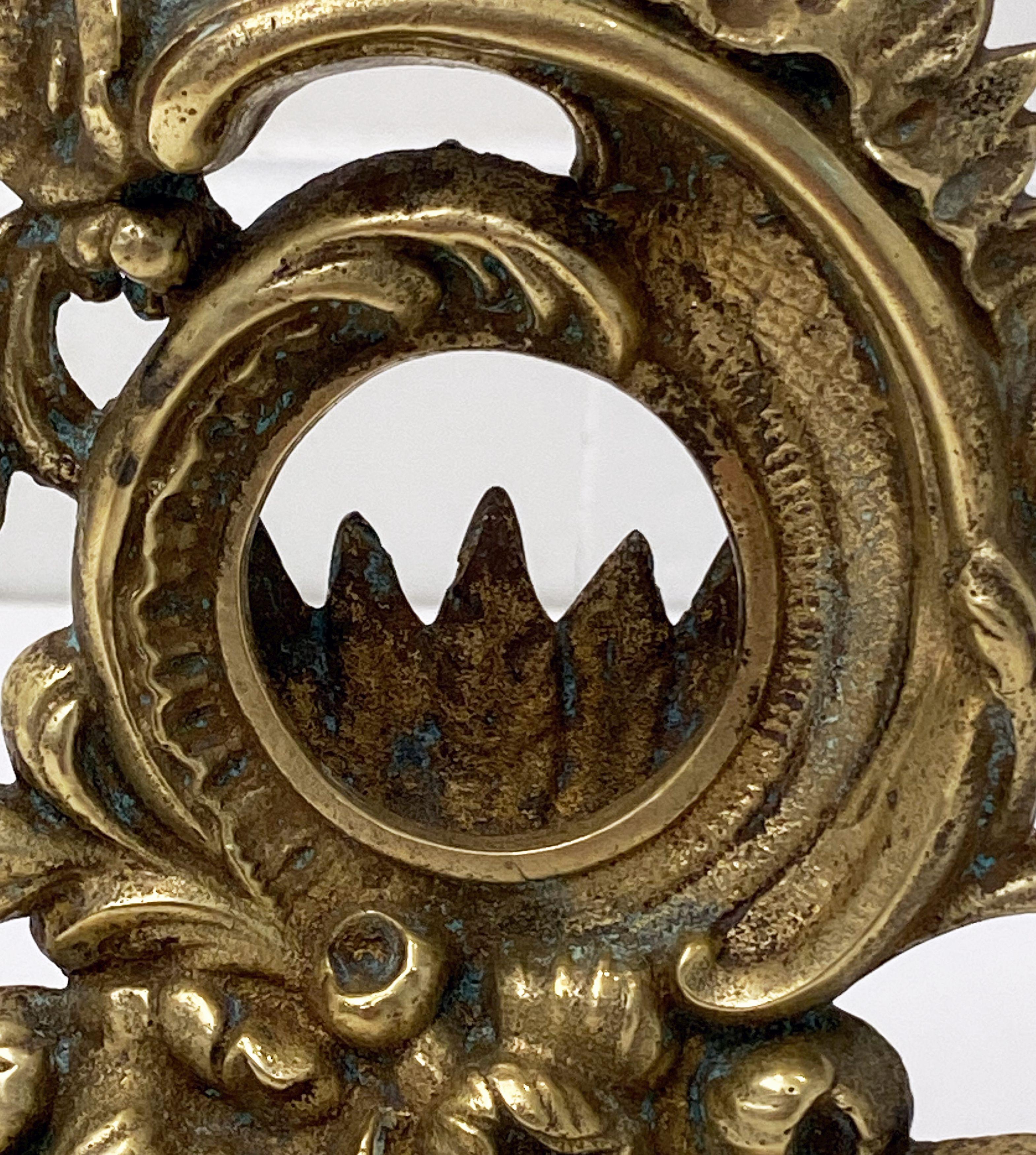 Francese Porta orologi da tasca o espositore in bronzo dorato French Rococo