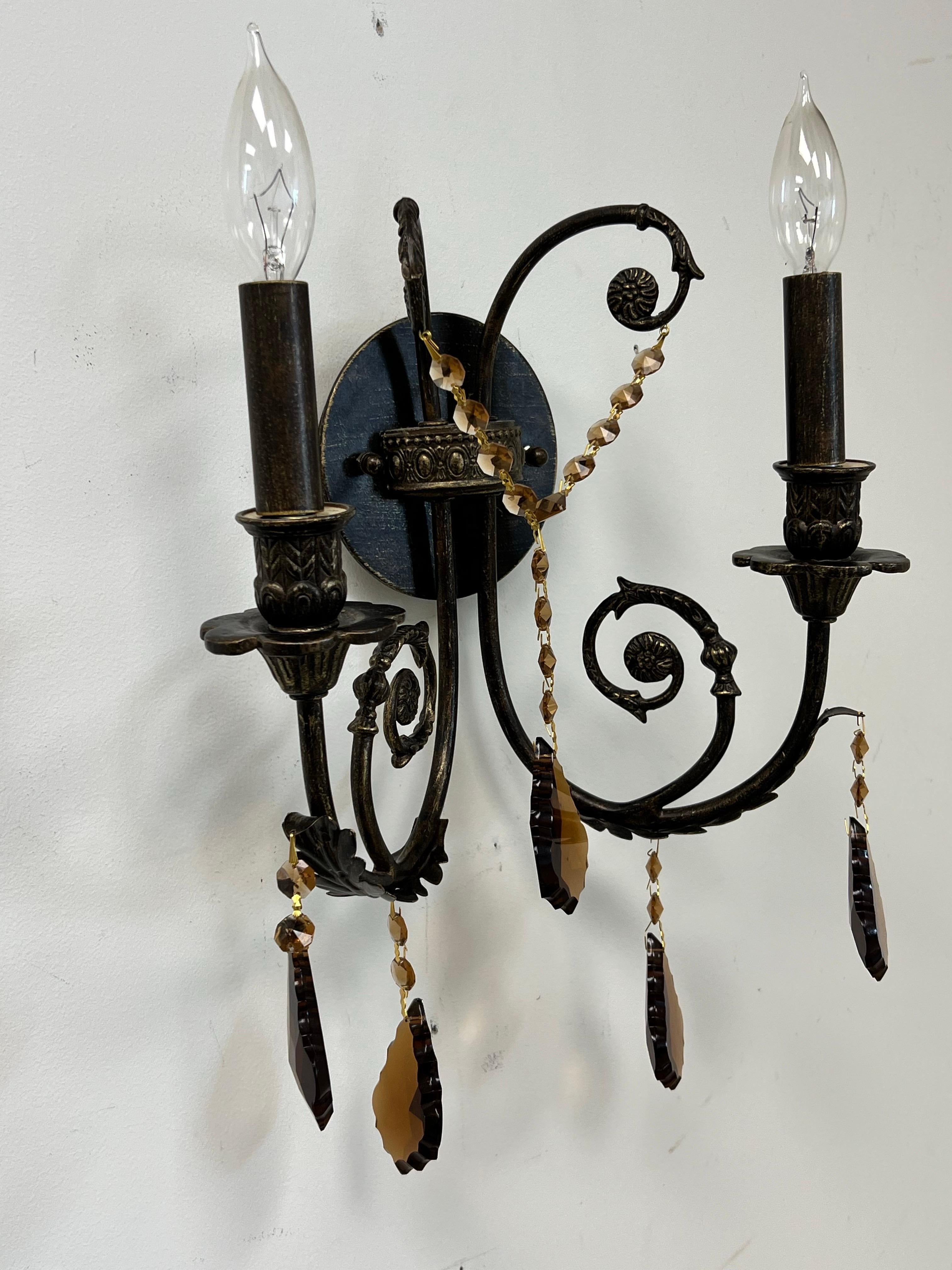 XX secolo Scontrino da parete French Rococo Revival in metallo fuso bronzato con cristallo d'ambra, set di 4 pezzi in vendita